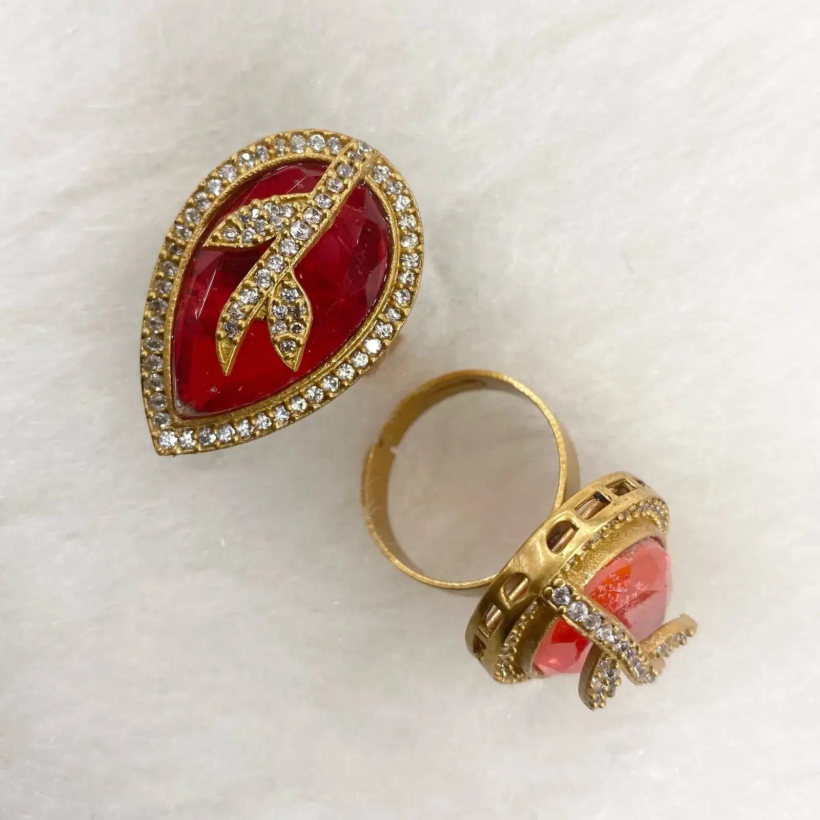 Leaf Adjustable Doublet Ring- Red
