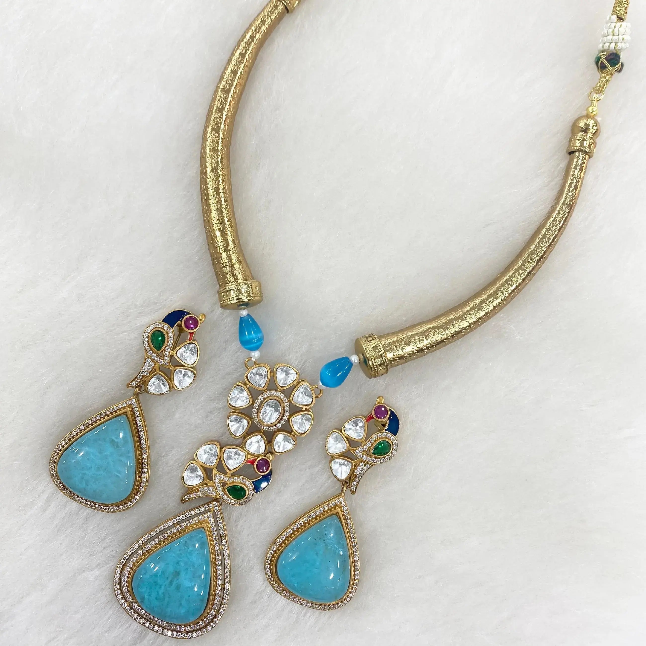 Kayal Cabochon Doublet Uncut Polki Hasli Necklace Set - Sky Blue