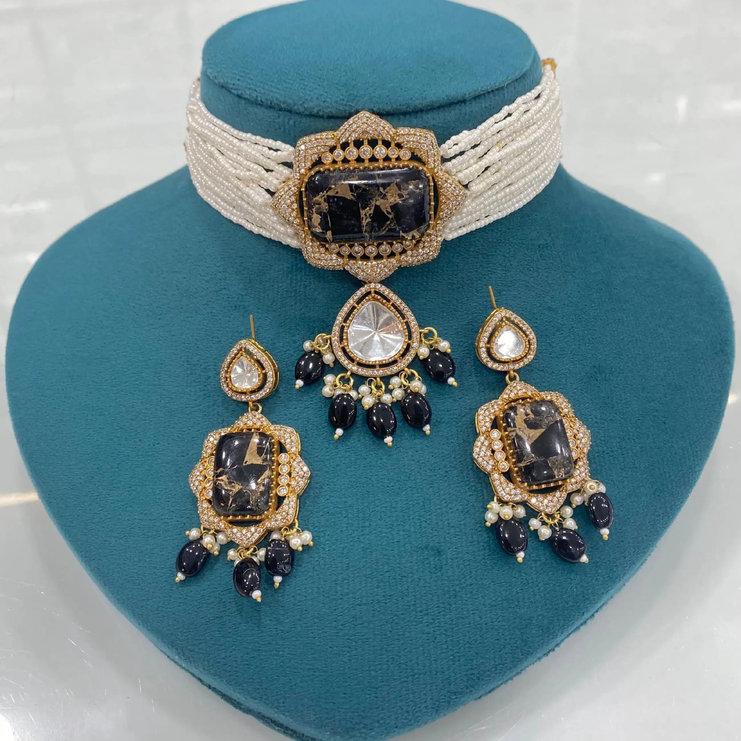 Yashika Tourmaline Doublet Choker Set - Black