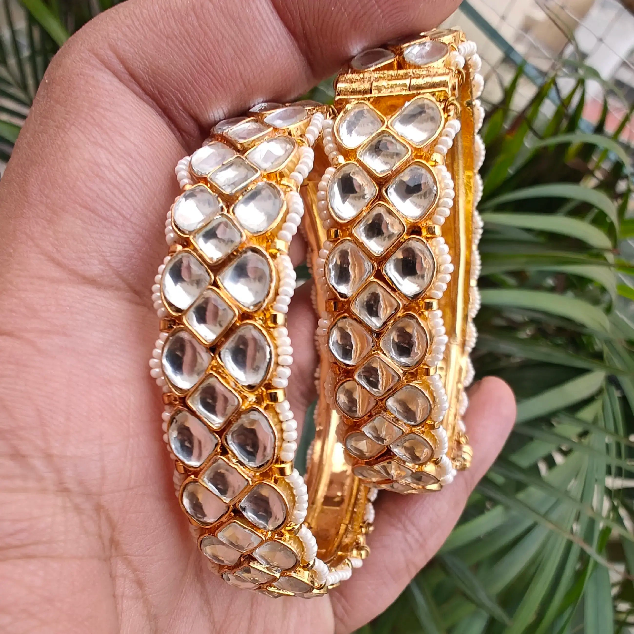 Sayeda Pachi Kundan Openable Bangle
