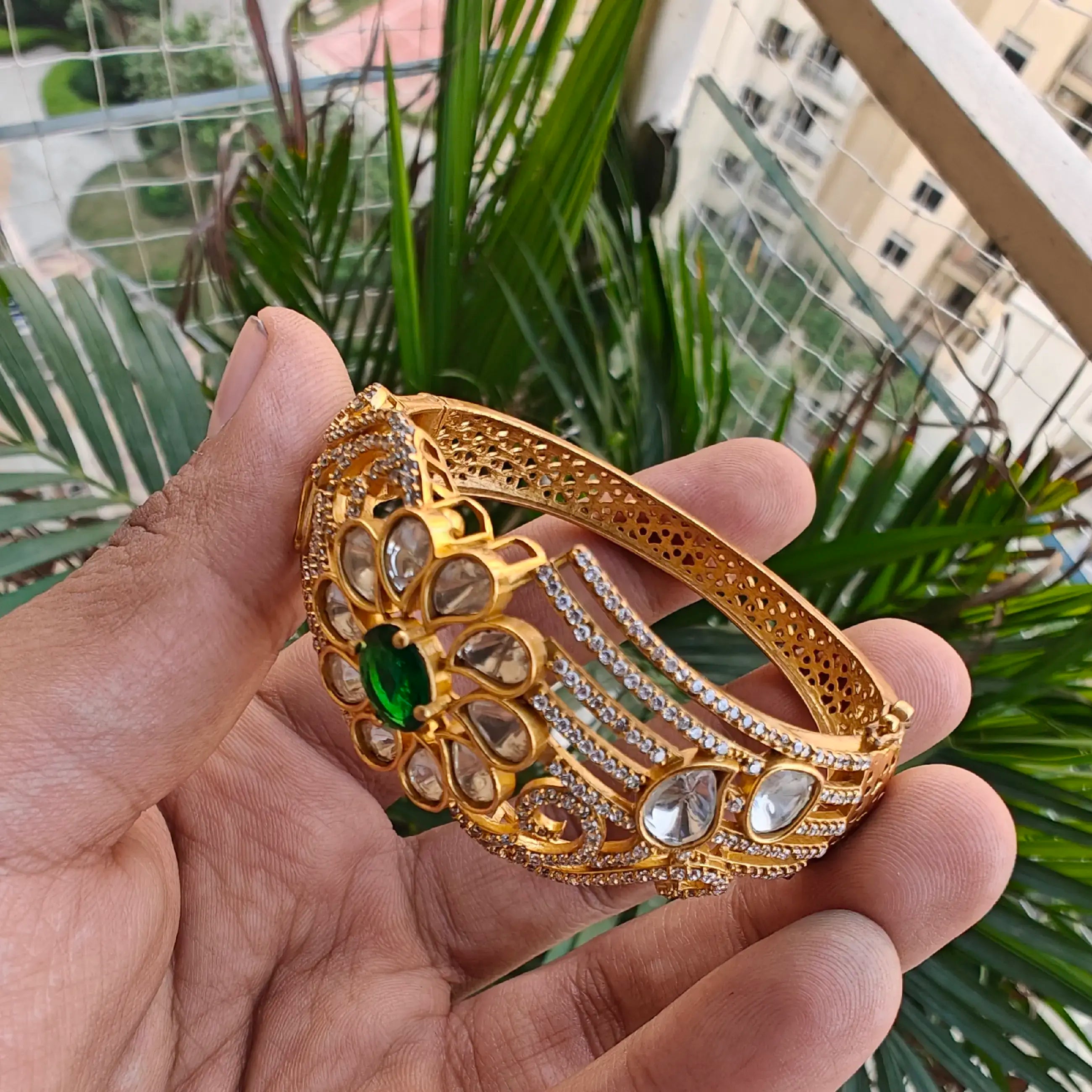 Rubani Jadau AD Openable Bracelet- Green (Single)