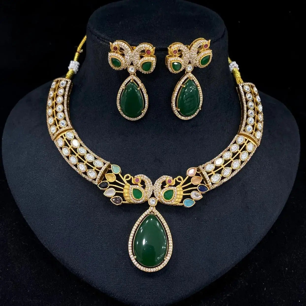 Sheeba Morni Necklace Set - Green Multi