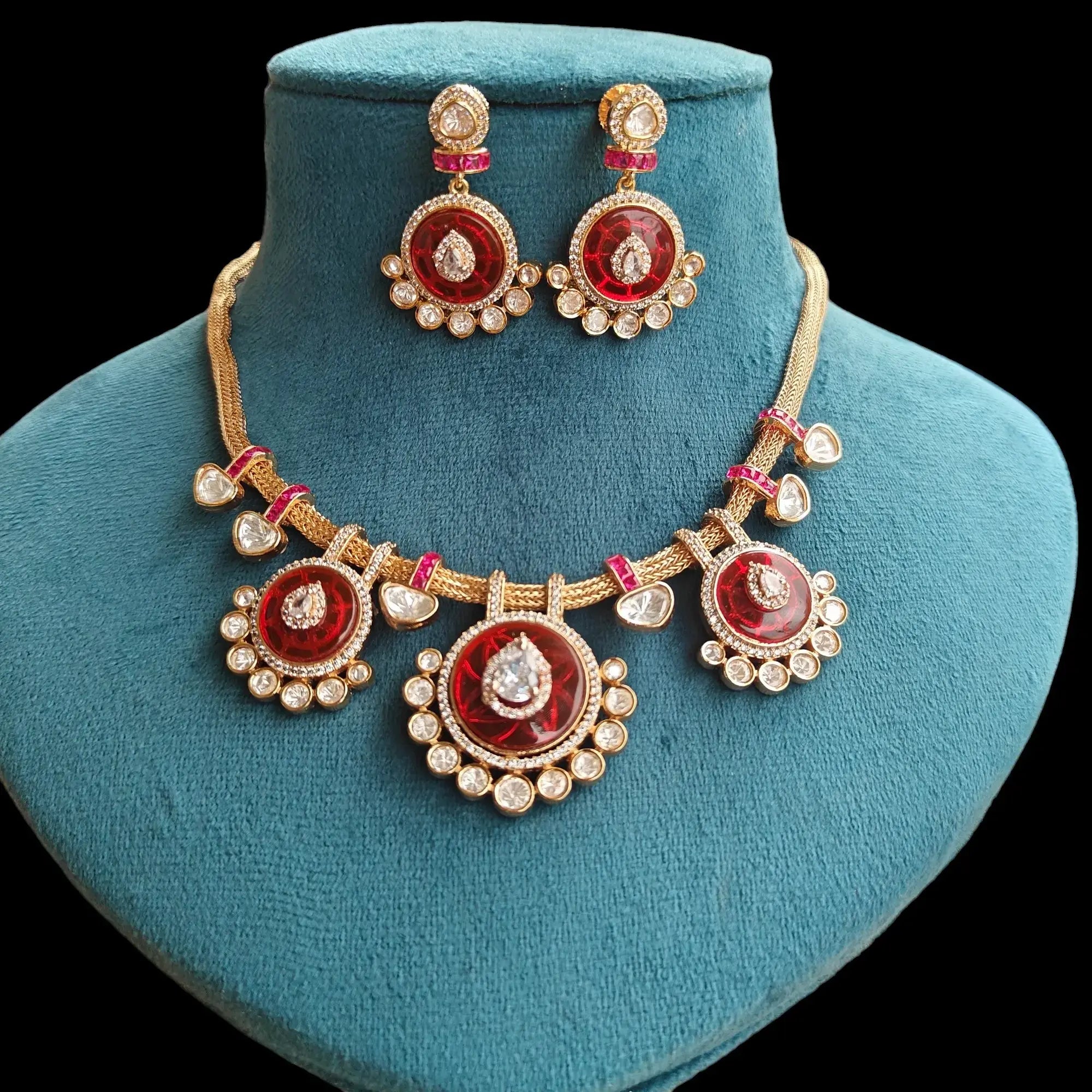 Morni Natural Stone Moissanite Wired Chain Premium Necklace Set- Maroon