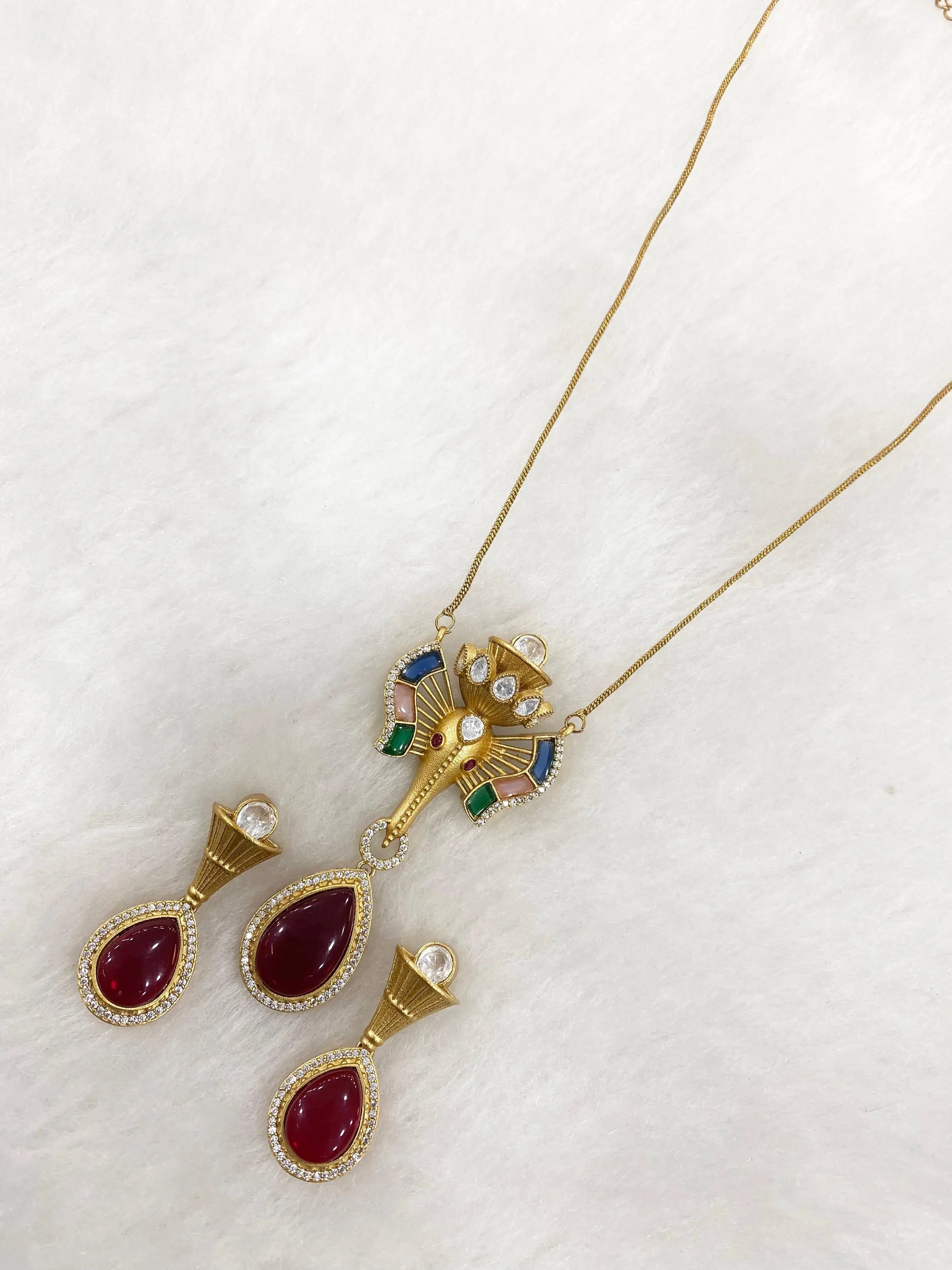 Ganraj Grace Pendant Set - Multi