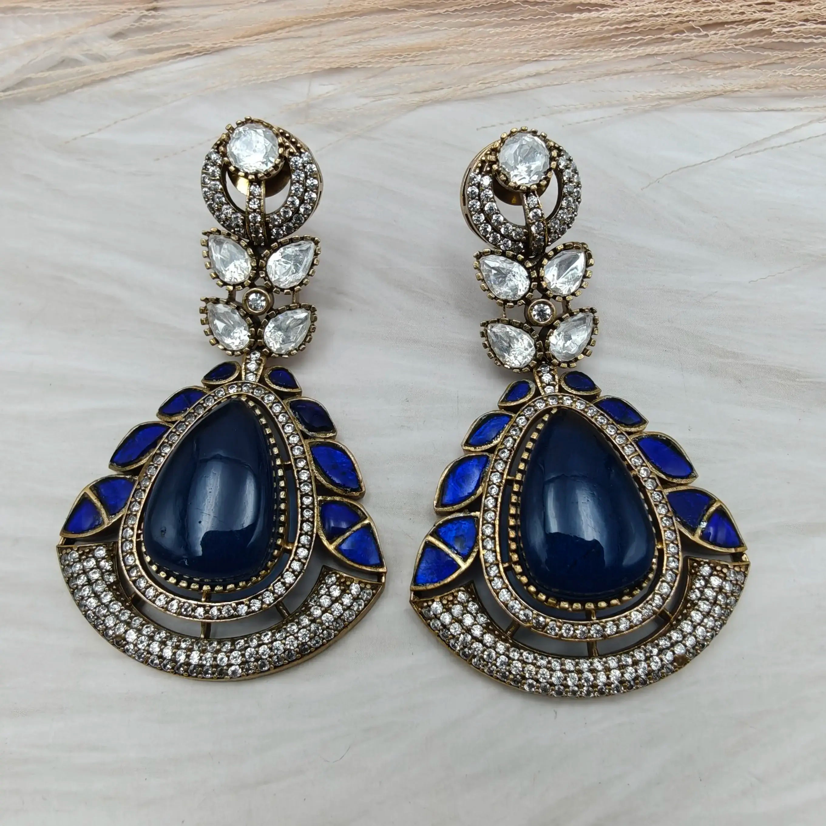 Noorvi Doublet Earrings - Blue