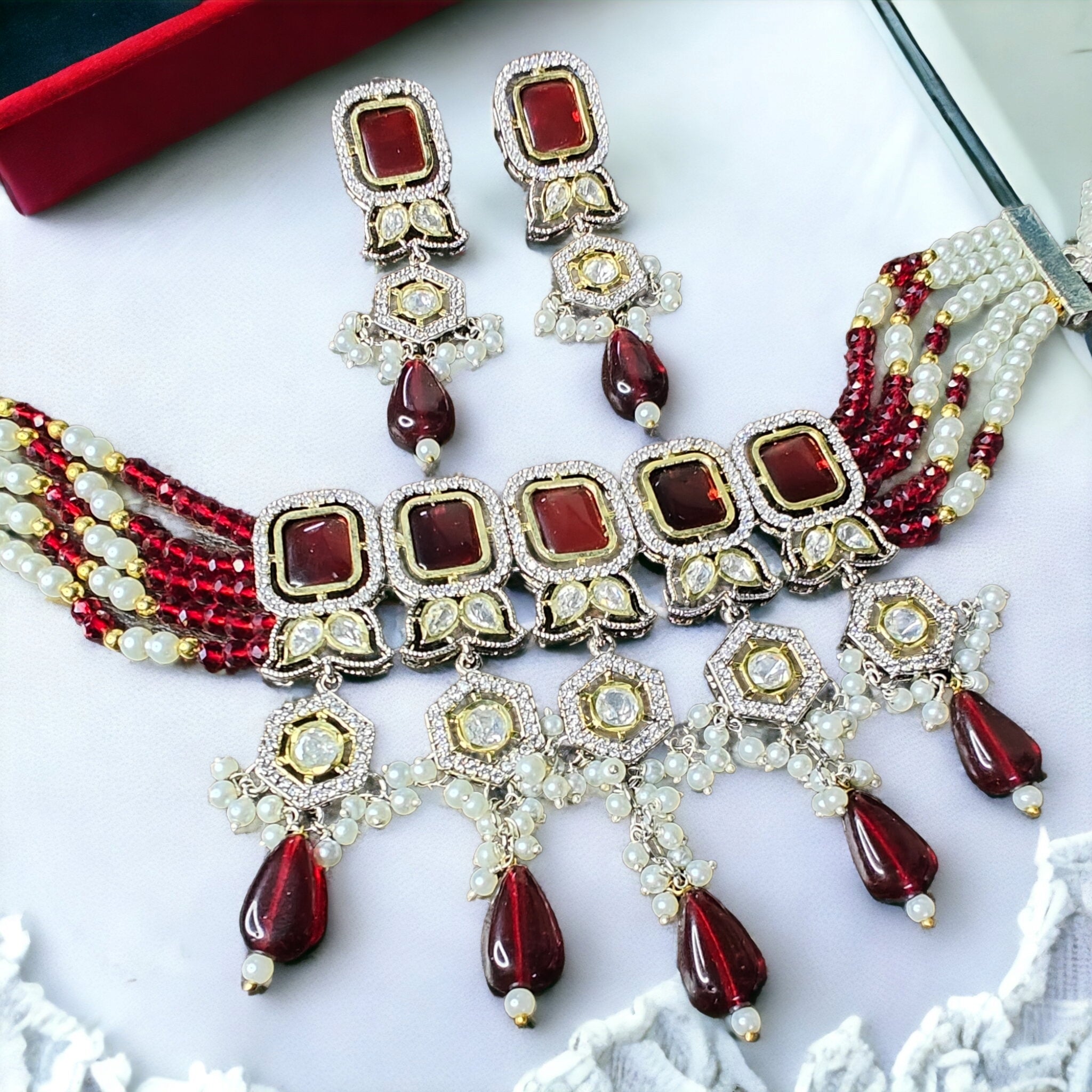 Miravi Premium Choker Set- Maroon