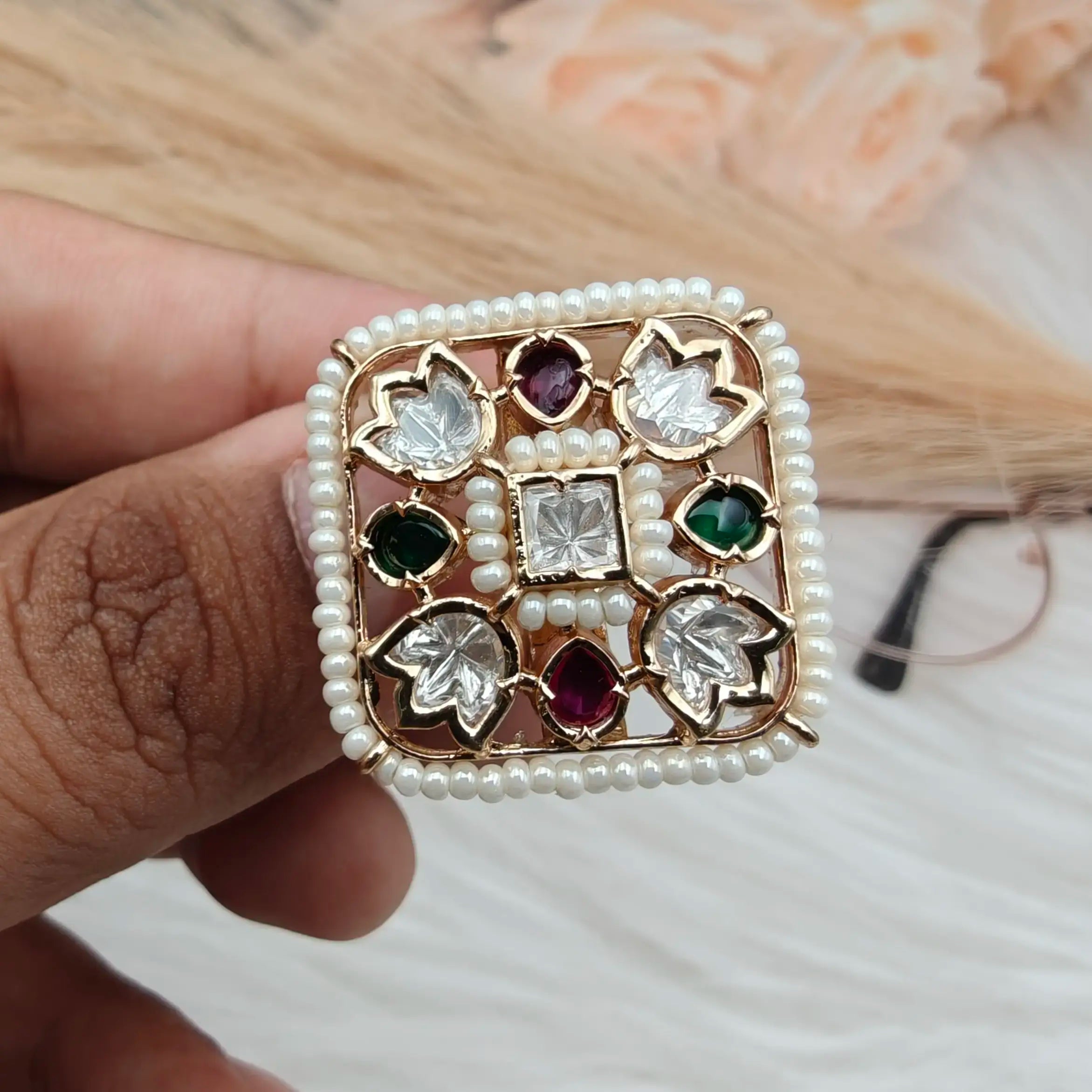 Zarqa Sunheri Kundan Ring- Green n Ruby