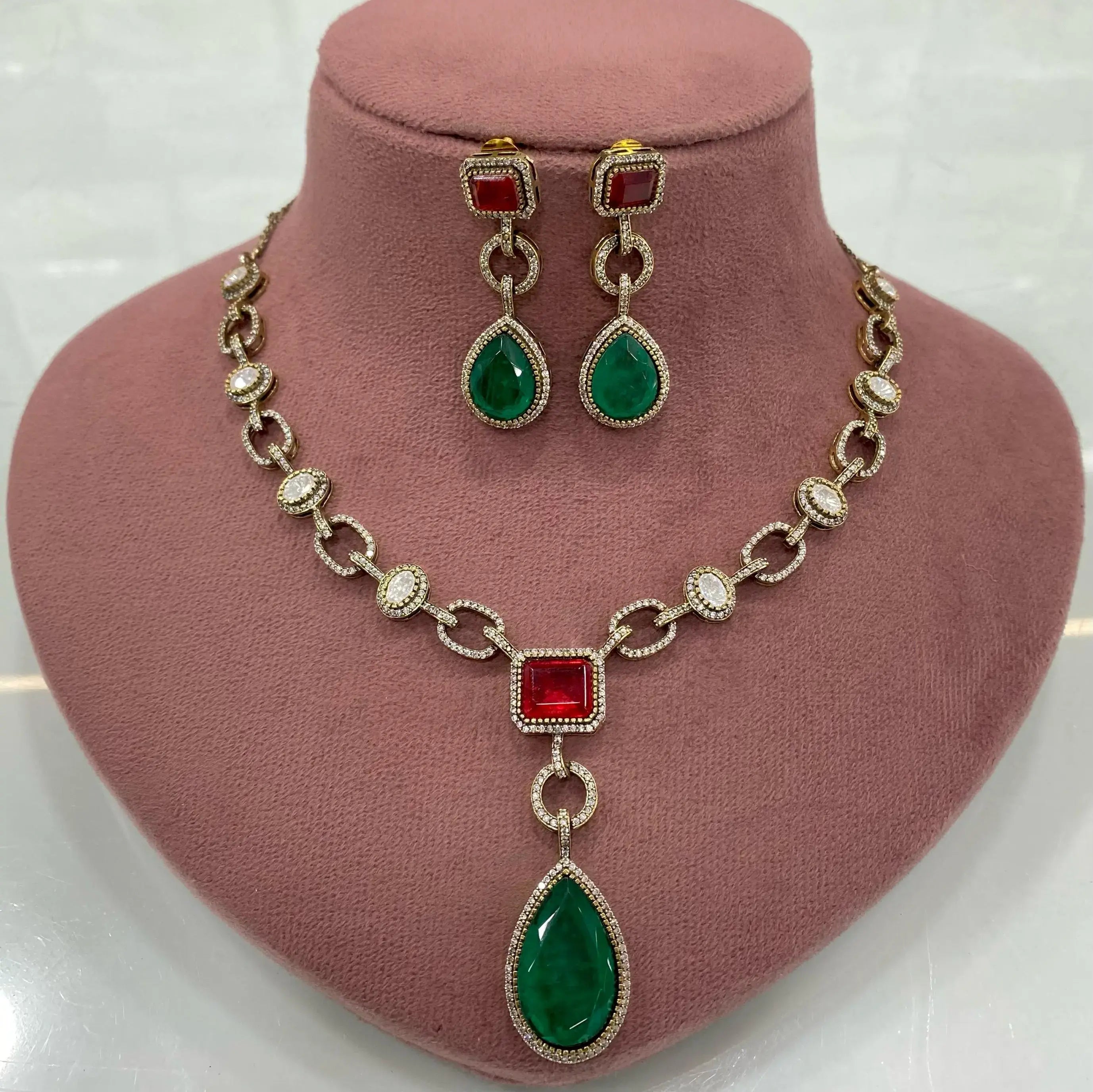 Shraddha Doublet and Uncut Moissanite Polki Necklace Set - Green and Red