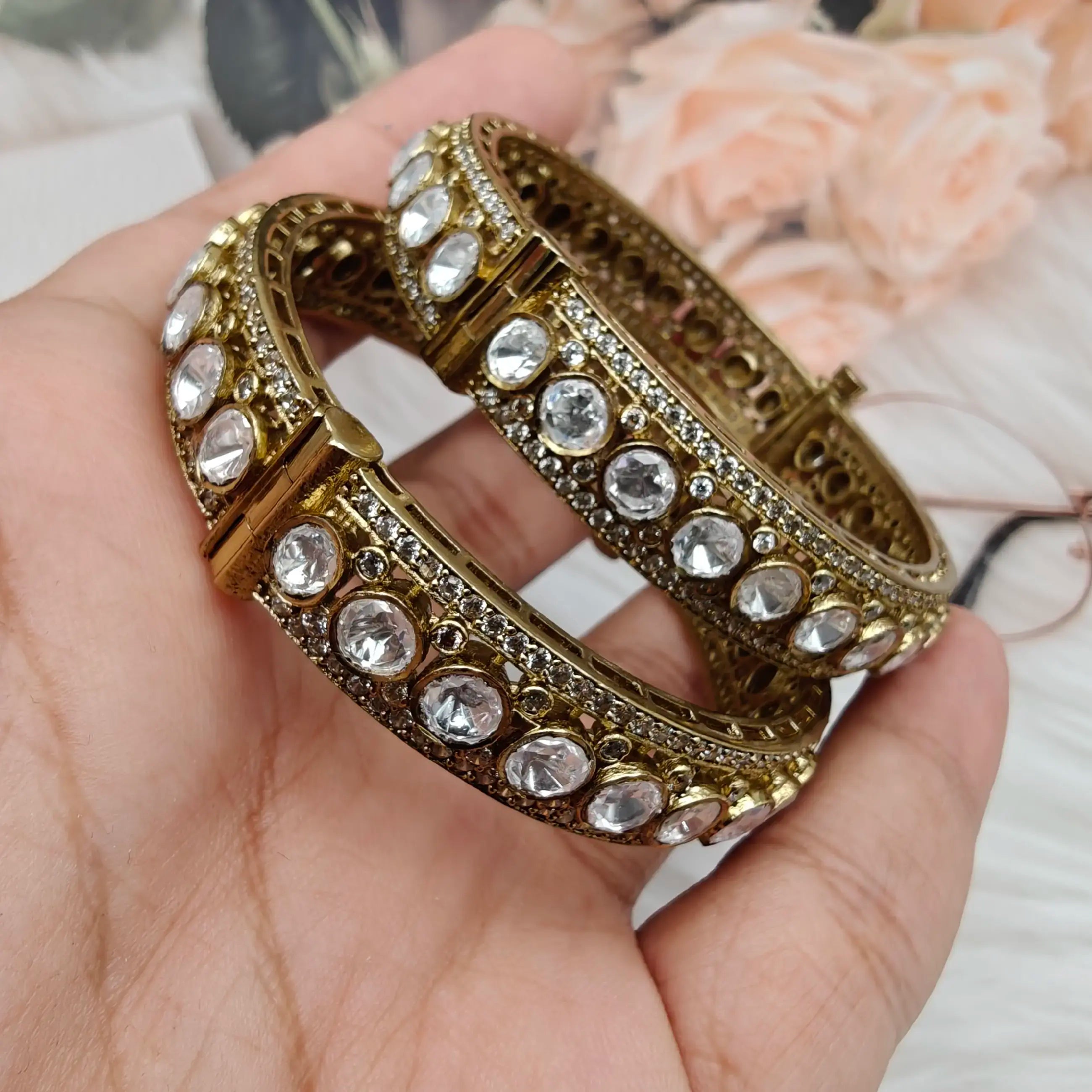 Sanjana Uncut Polki Moissanite Openable Bangles