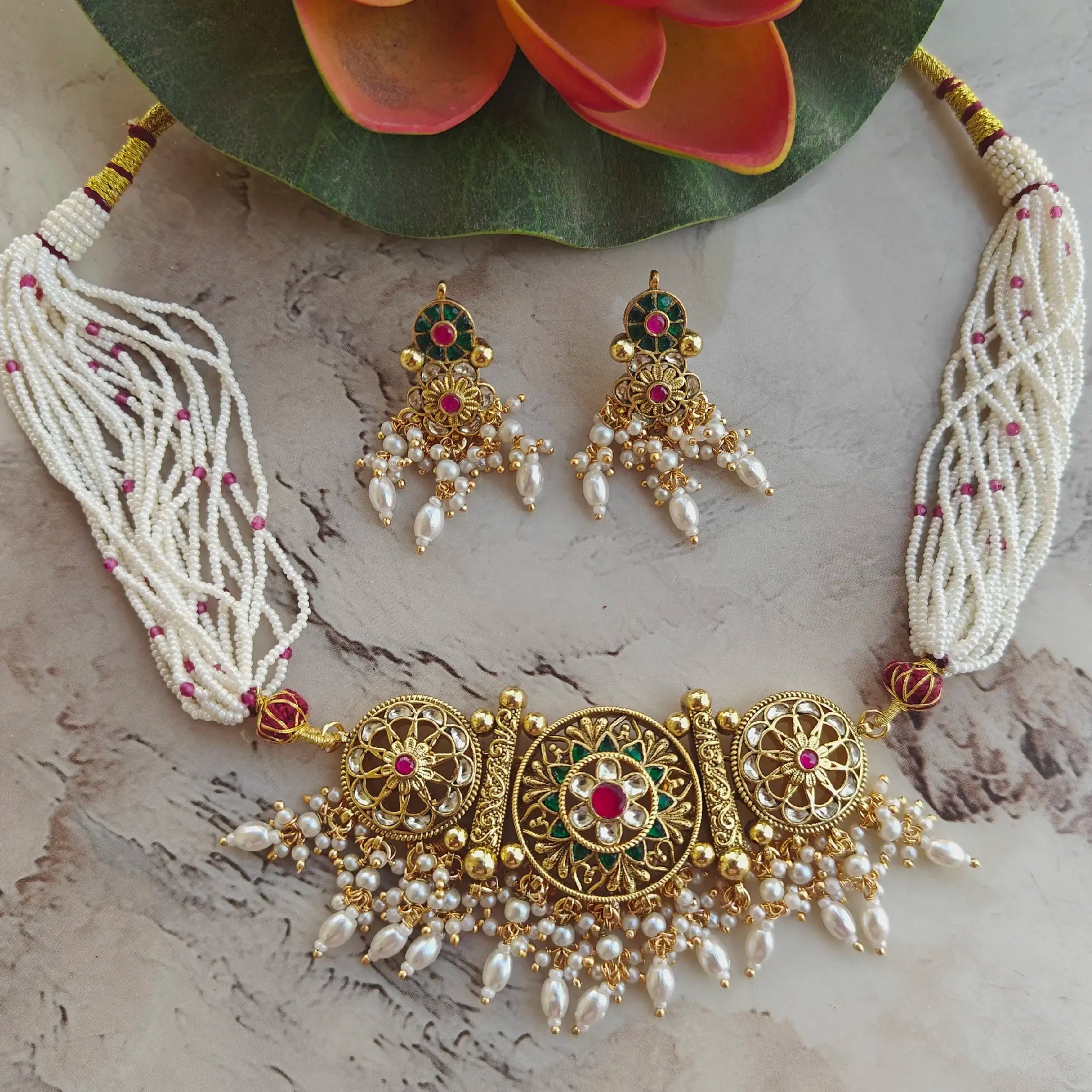 Riana Jadtar Pachi Kundan Choker Necklace Set - White