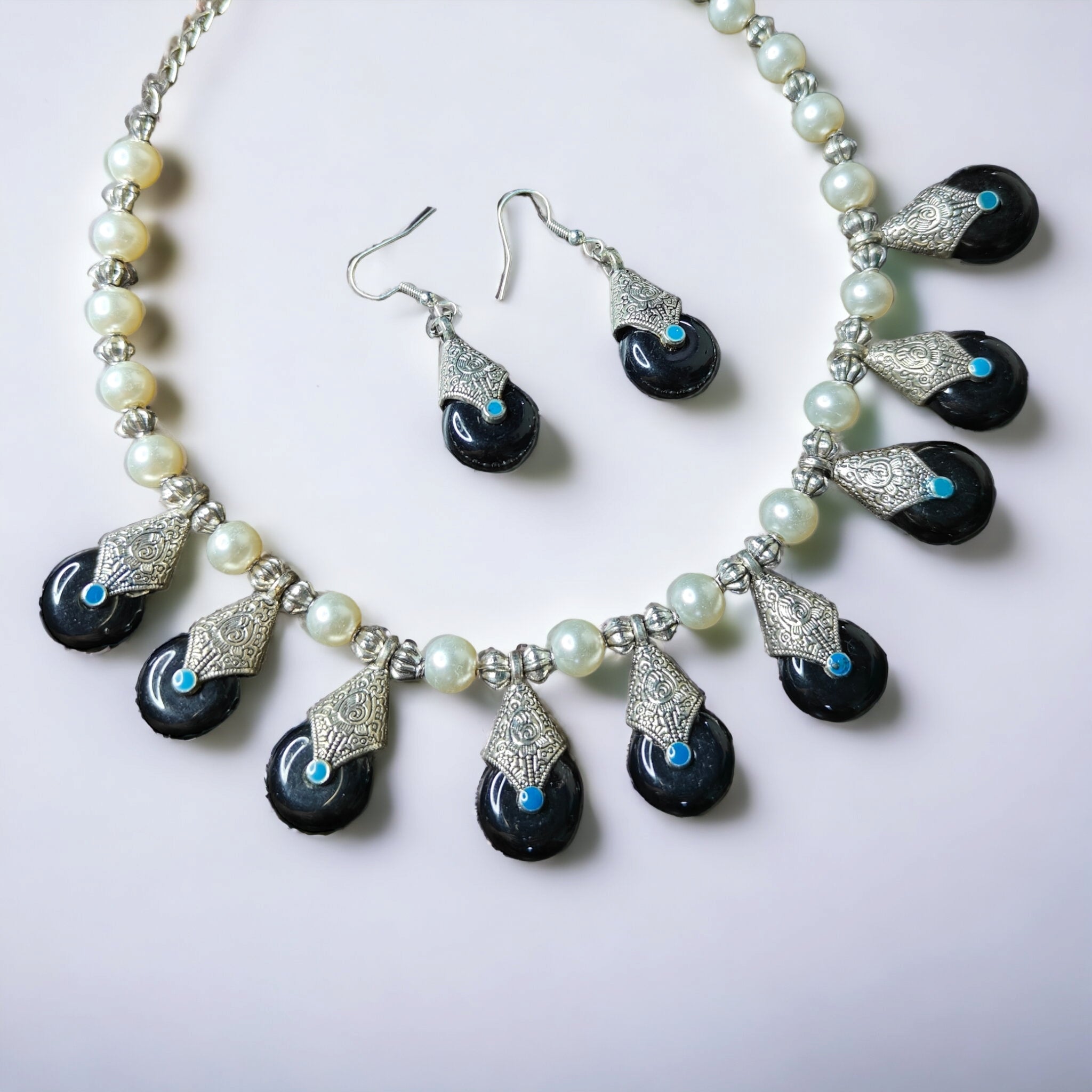 Ritvi Pearl And Stone Silver Necklace- Black