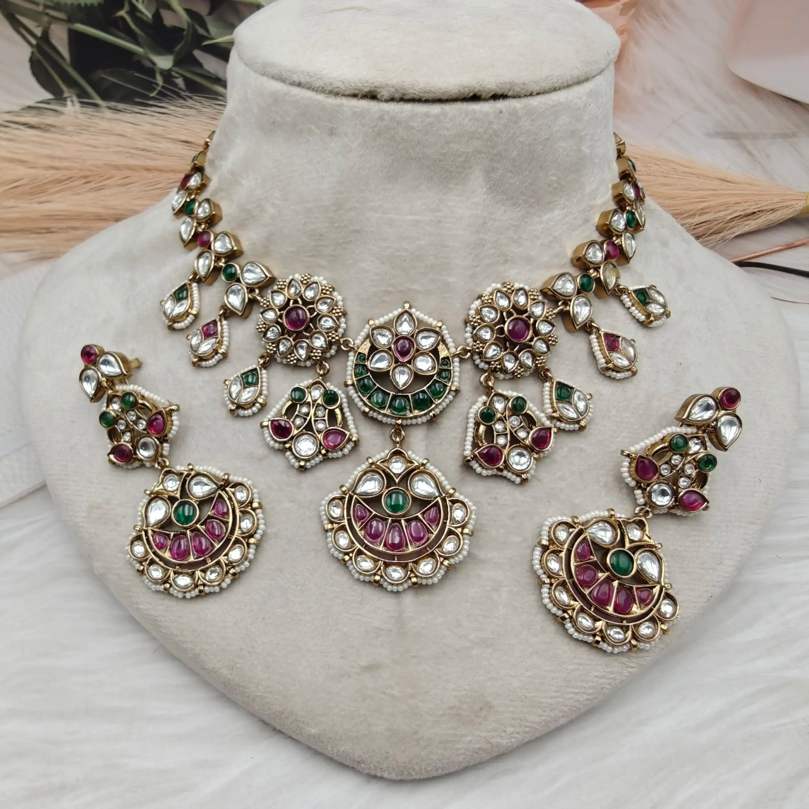 Rajsi Riwaayat Jadau Kundan Necklace Set - Ruby n Green