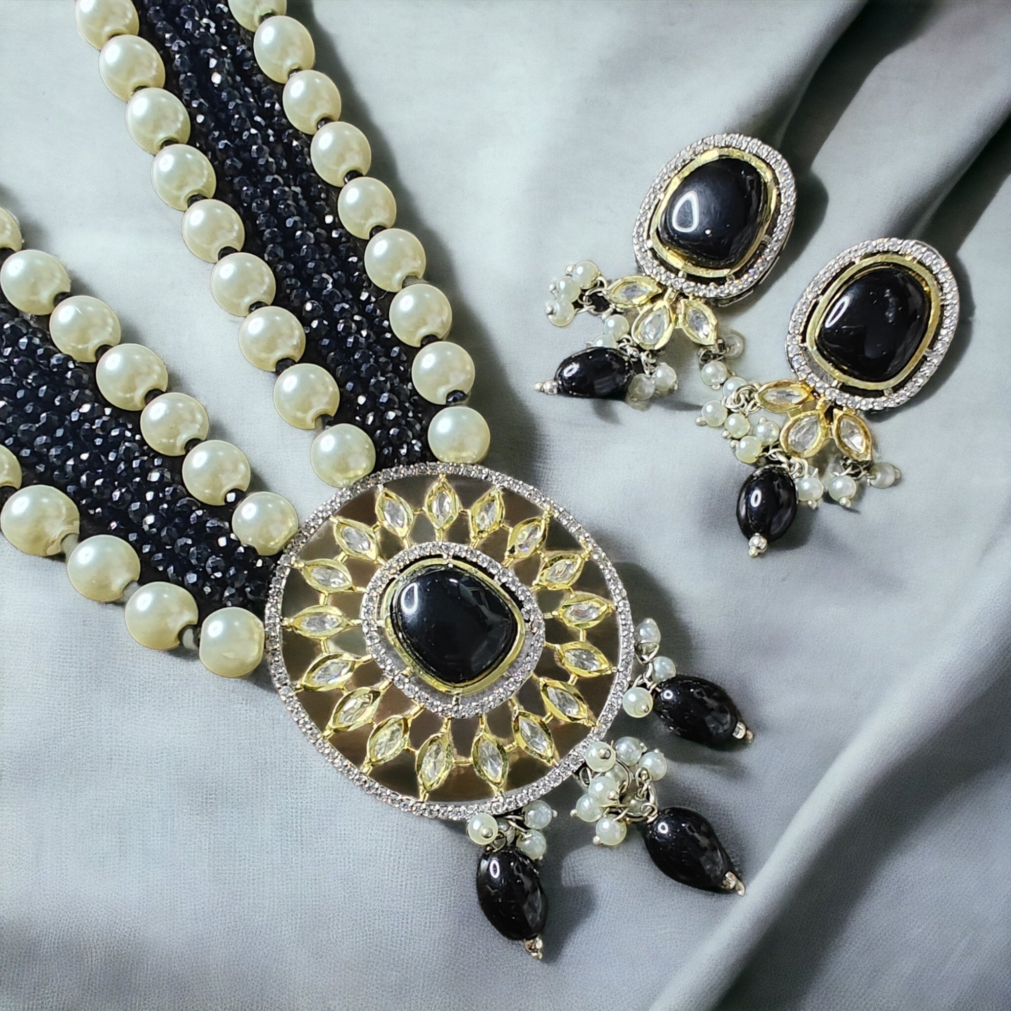 Swarn Polki Necklace- Black