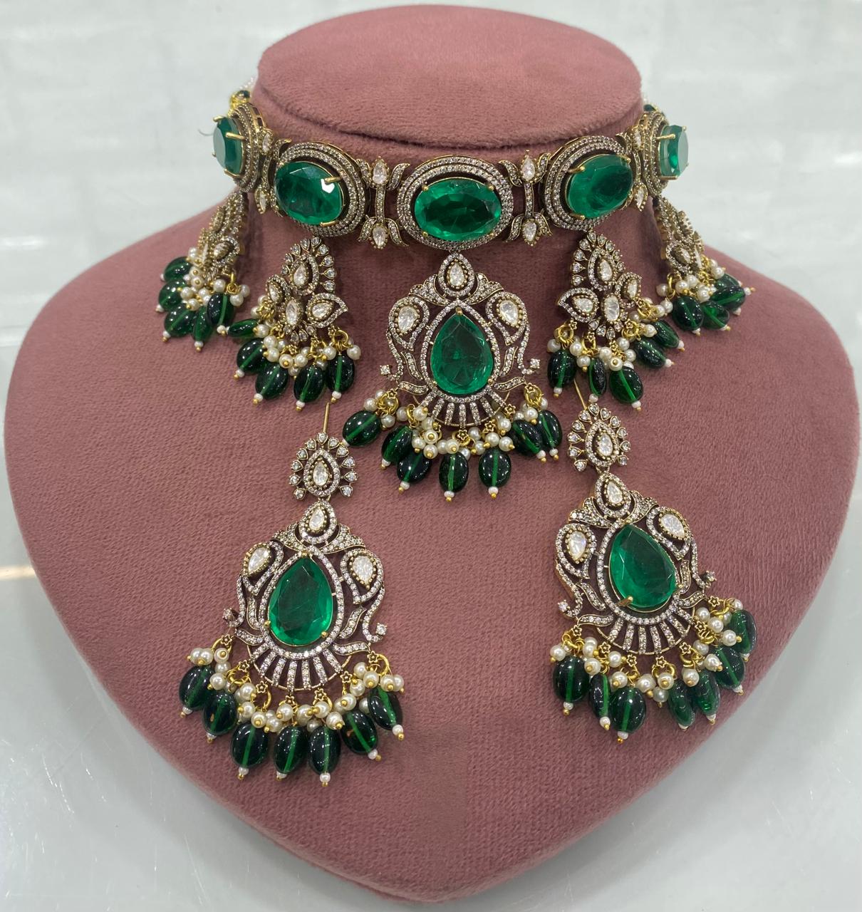 Aparajita Doublet and Moissanite Choker Set - Emerald Green