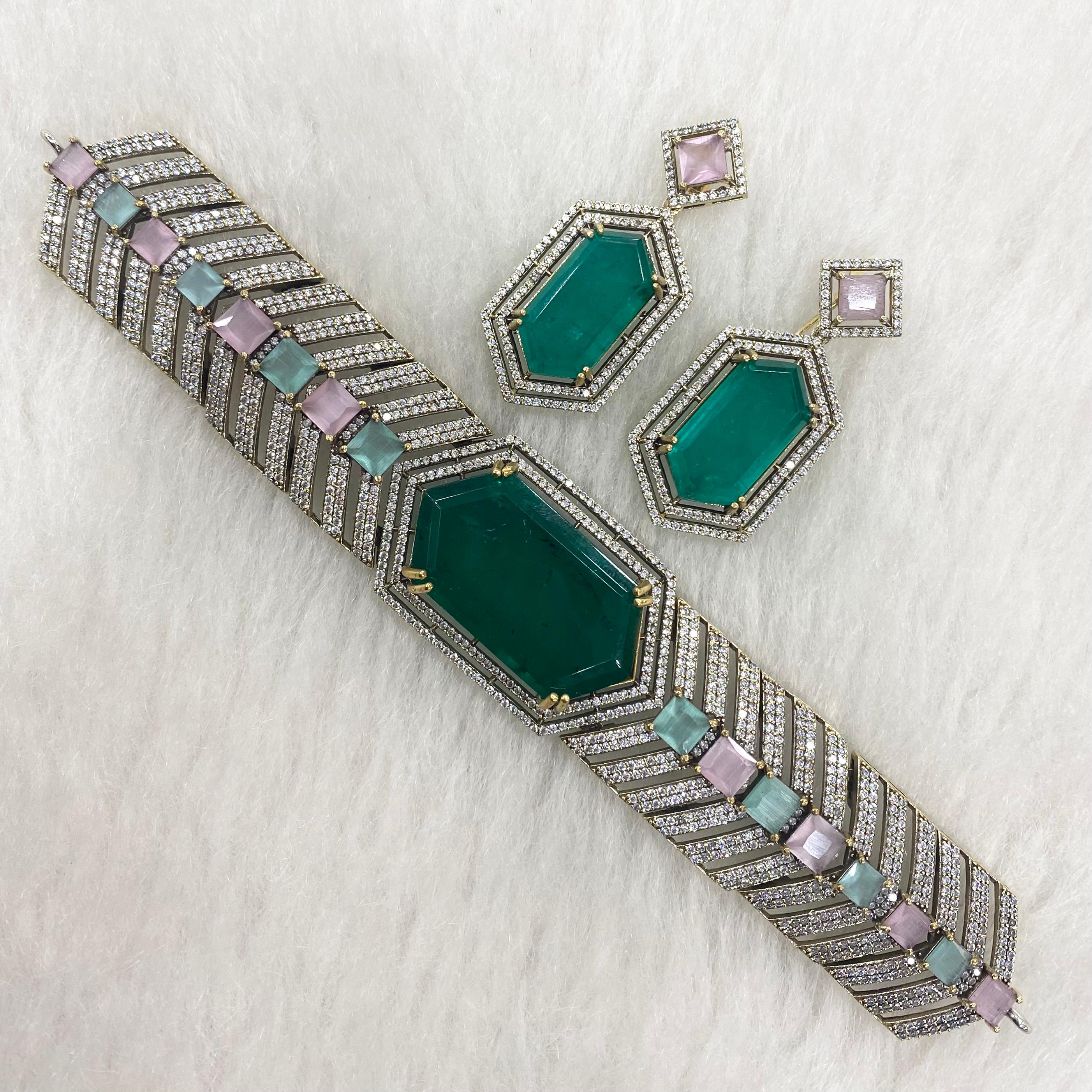 Saheli Doublet Choker Set