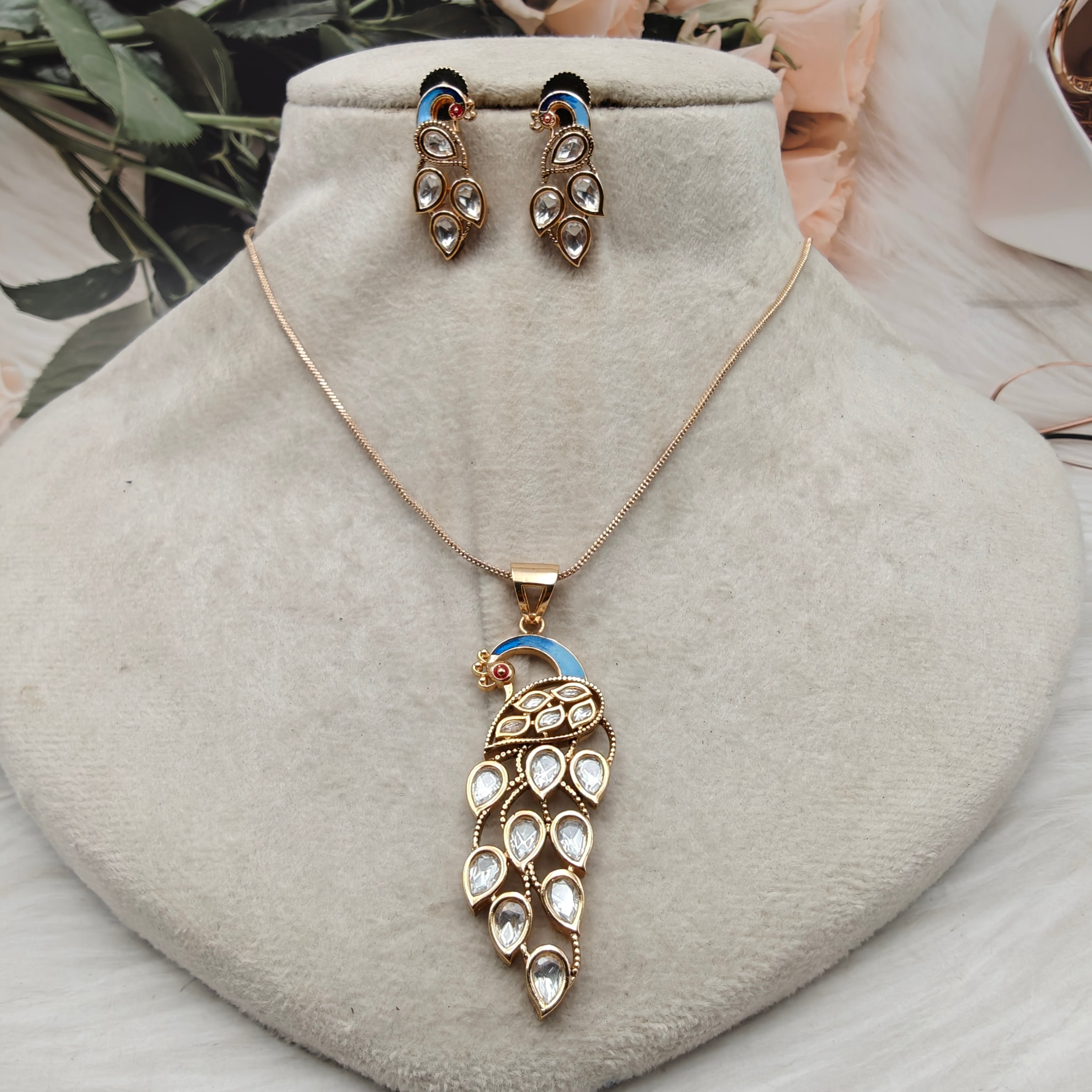 Morni Polki Pendant Set