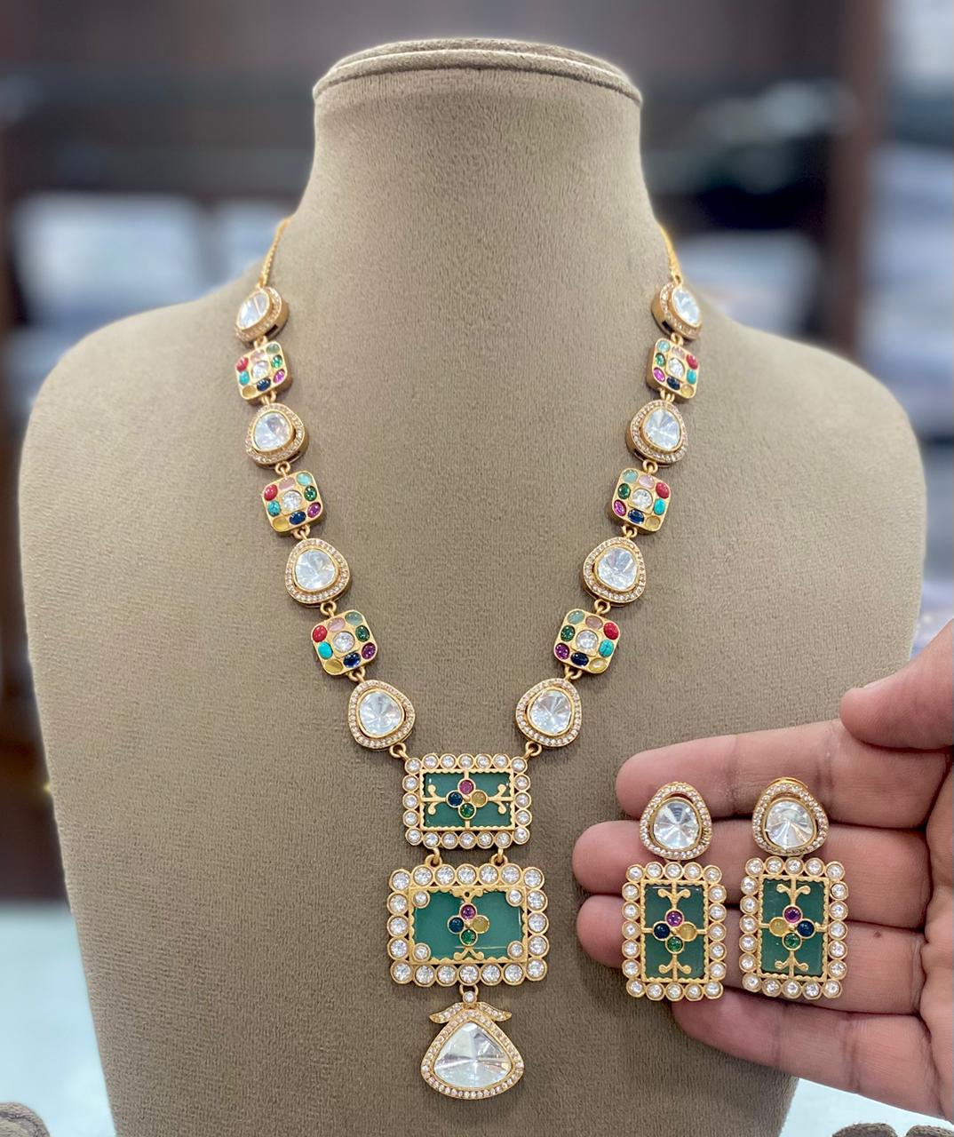 Kriti Holdali Uncut Polki Natural Stone Necklace Set - Mint