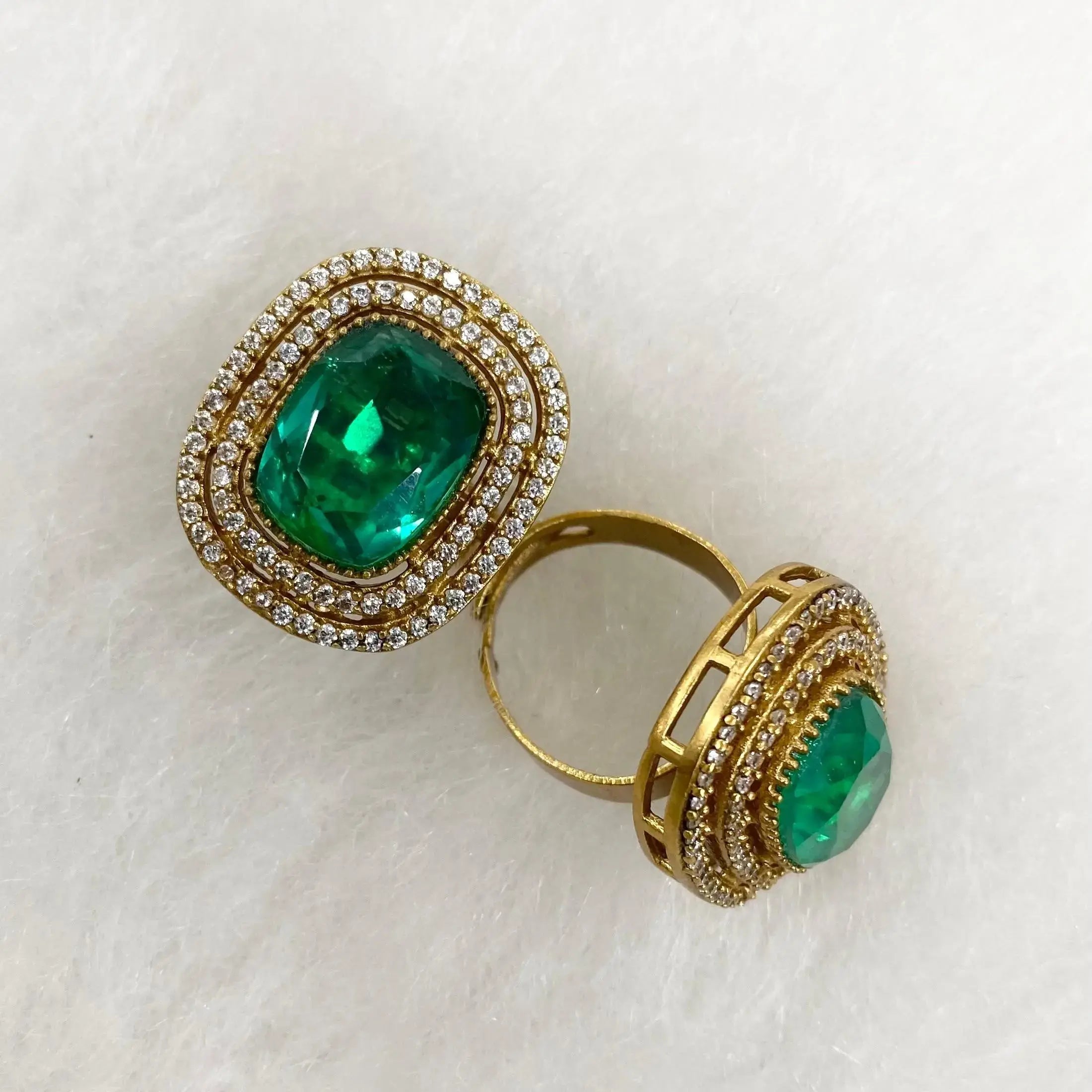 Sarika Doublet Finger Ring - Parrot Green