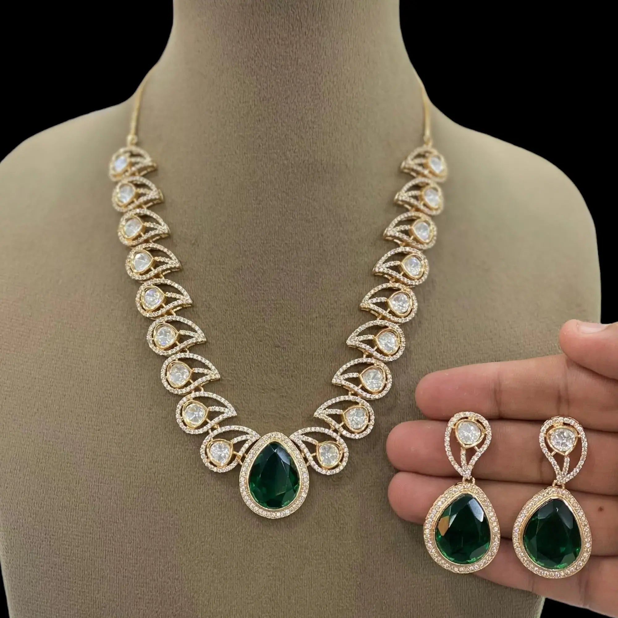 Amna Moissanite Polki Necklace Set- Green