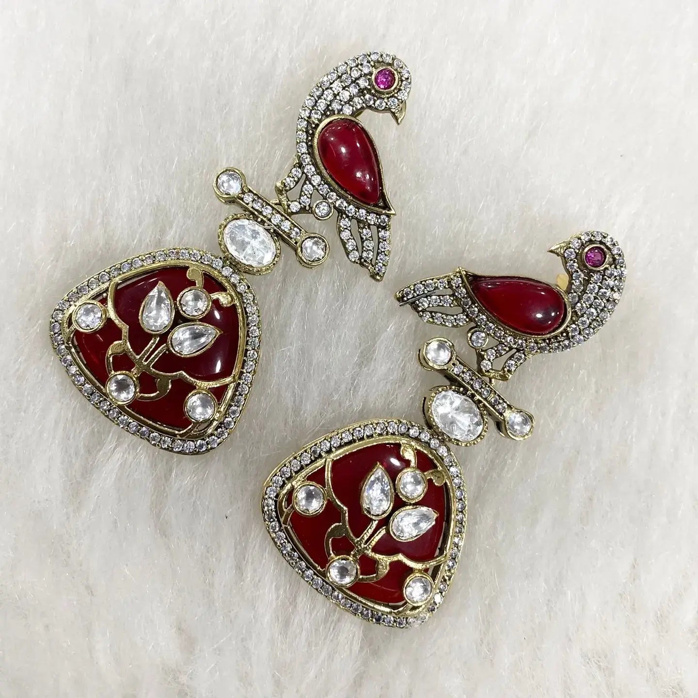 Aviara Bird Holdali Earrings - Maroon