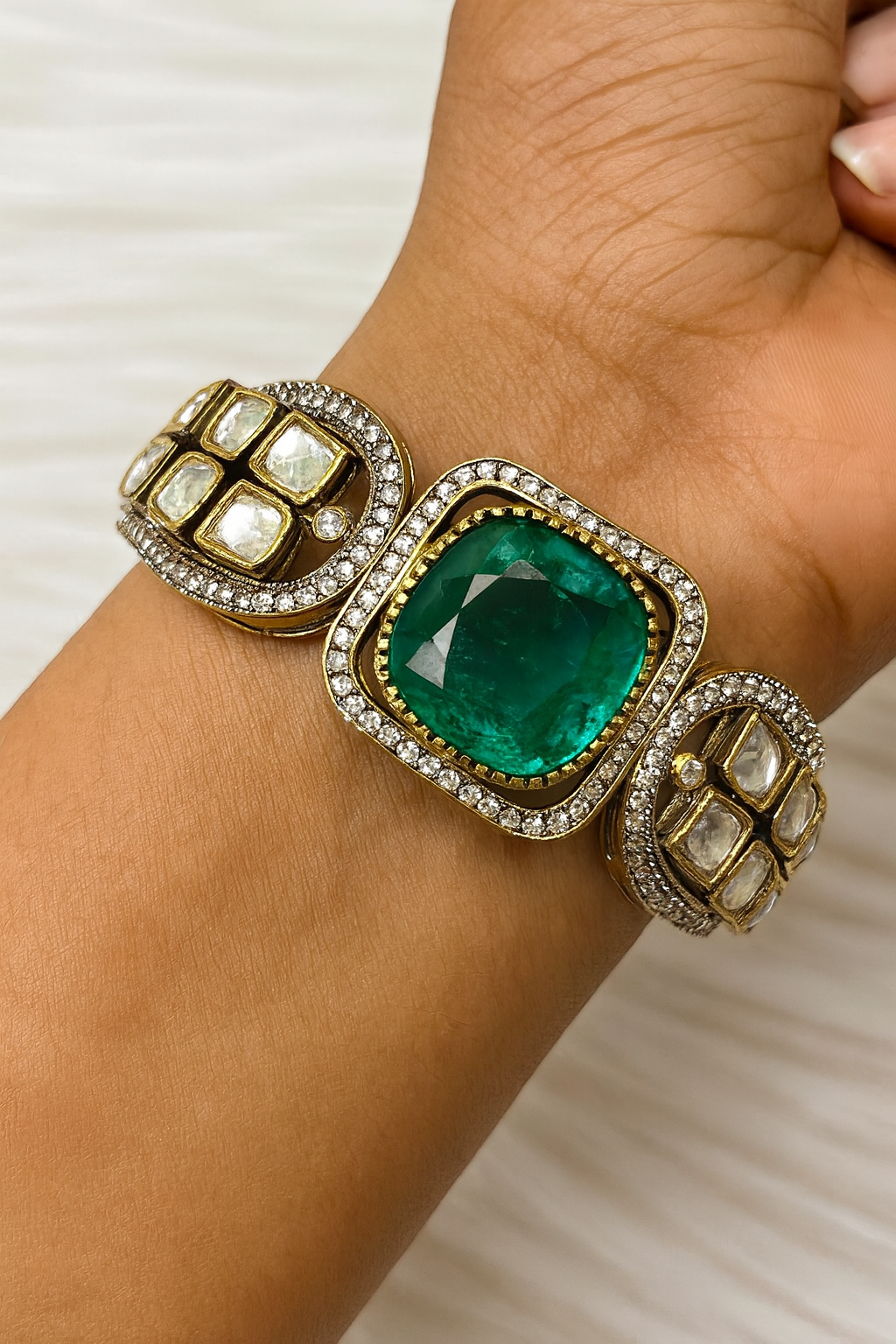 Bangles/Bracelet