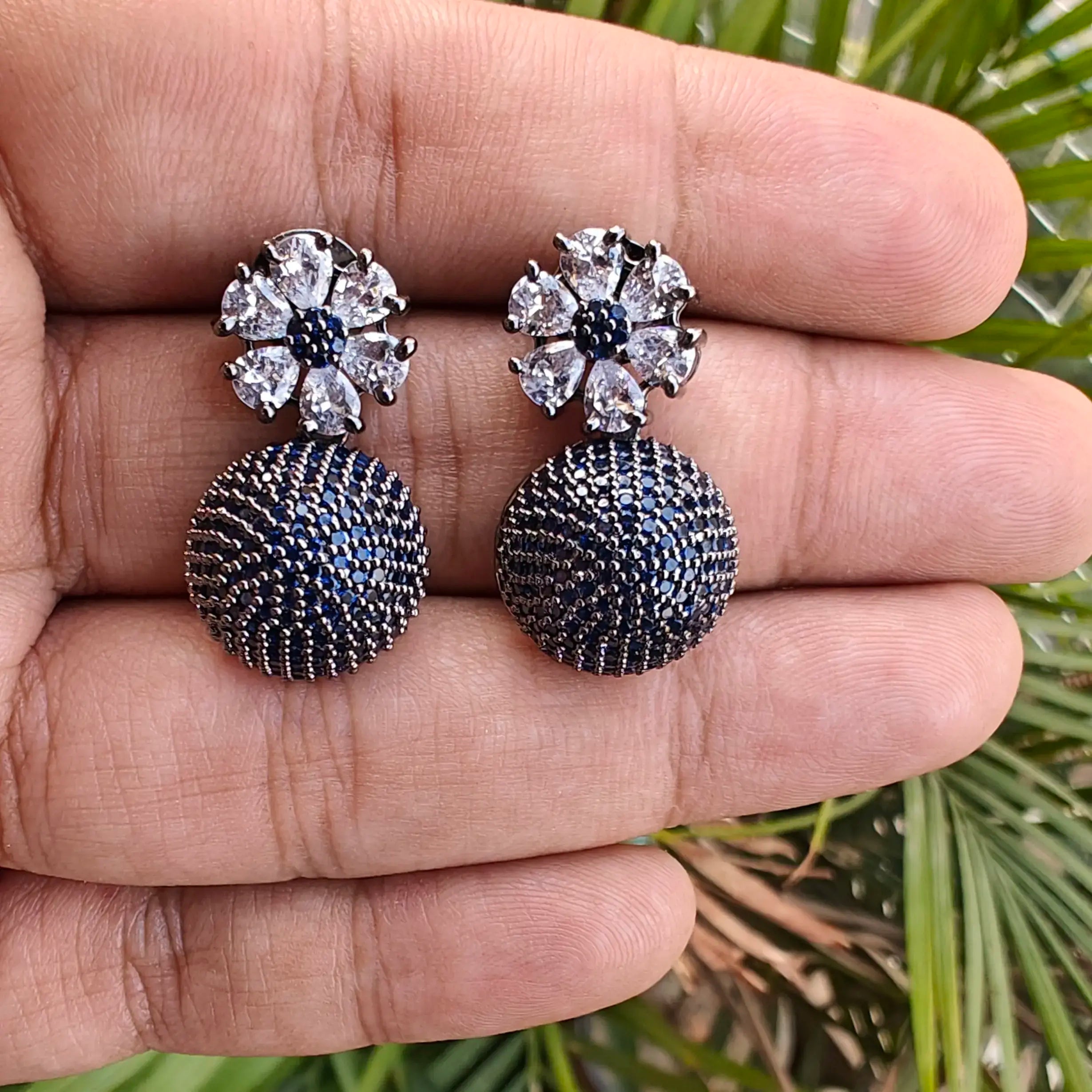 Jessi Flower Nano AD Earrings- Blue