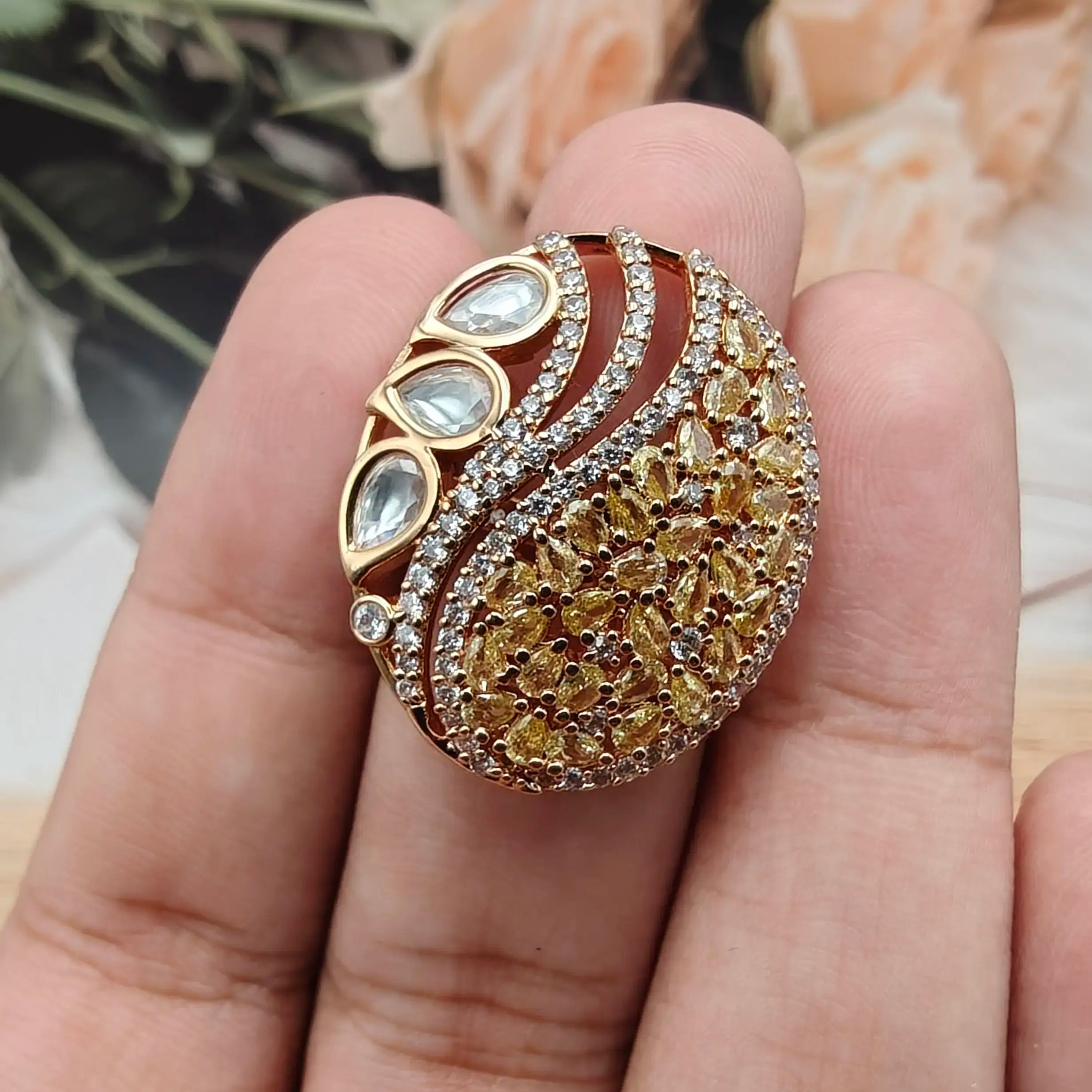 Armaya Adjustable Finger Ring - Yellow