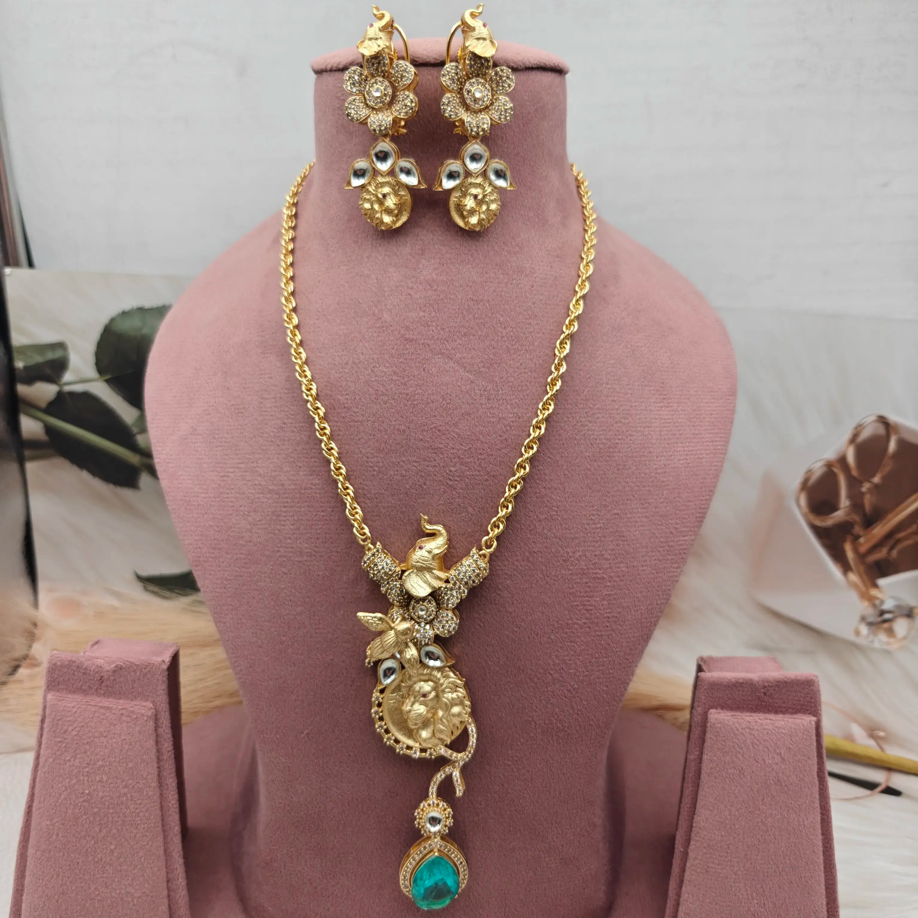 Vantara Premium Doublet Statement Pendant Set - Turquoise
