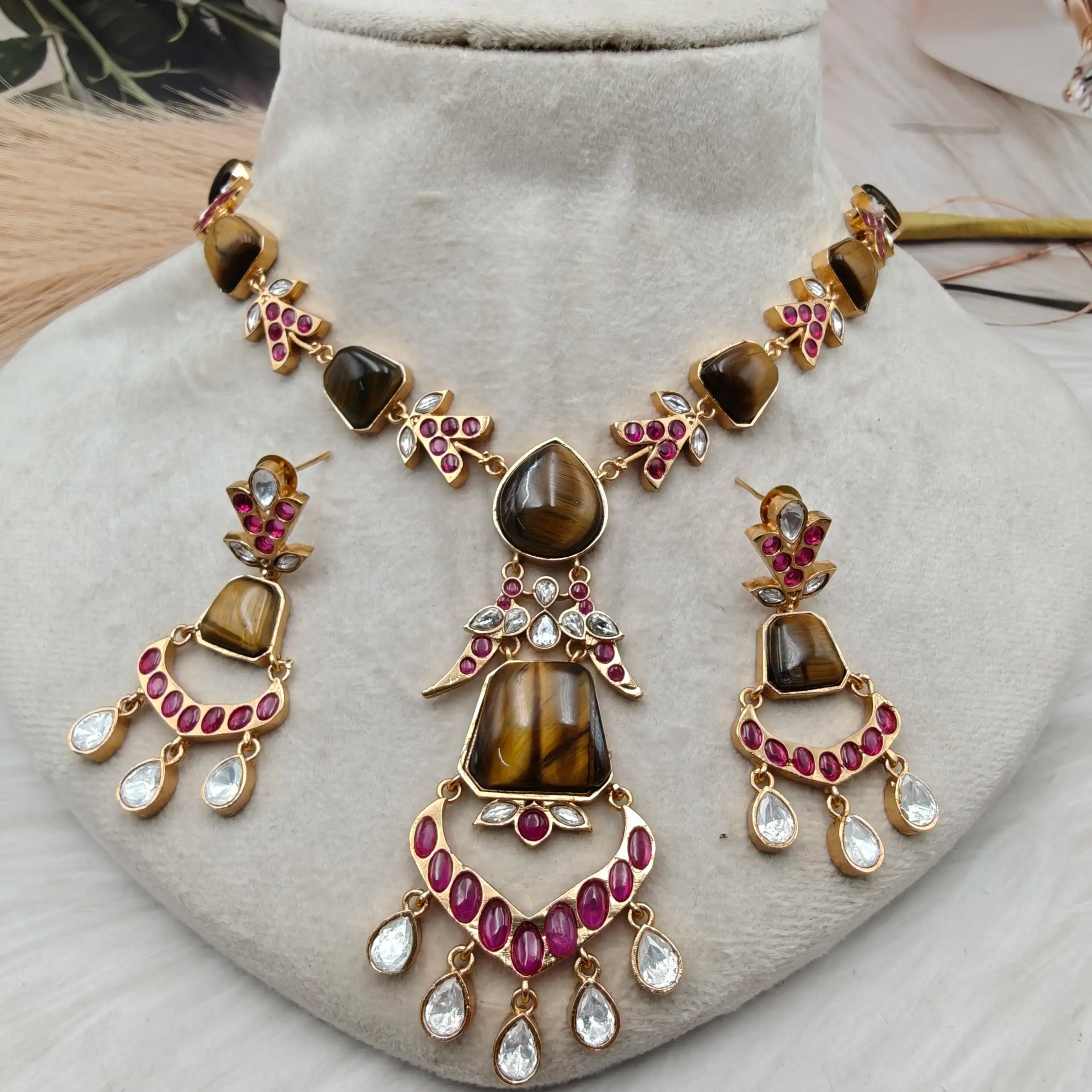 Rudra Roop Natural Stone Set- Tiger Eye n Ruby