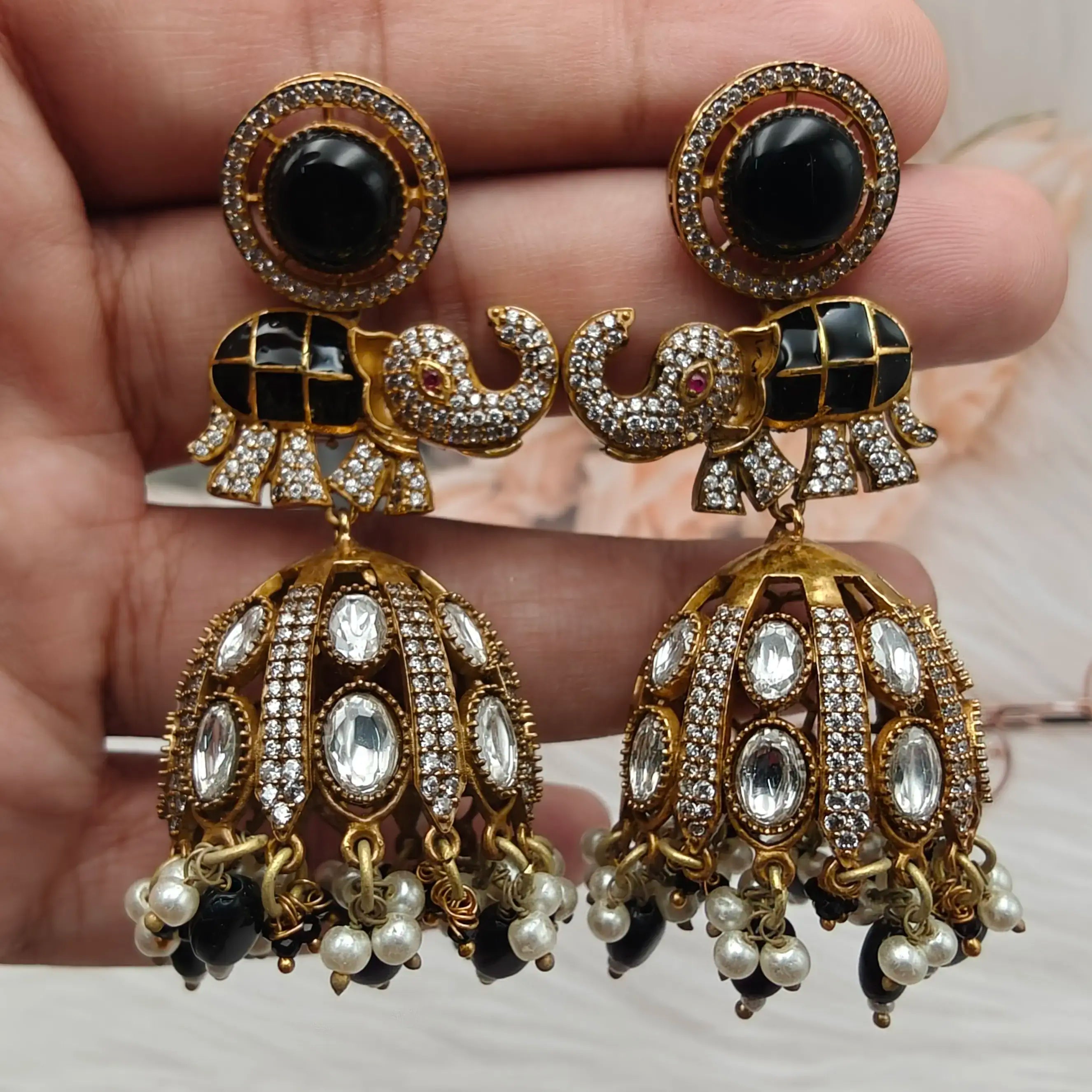 Nisha Uncut Polki Elephant Jhumki- Black