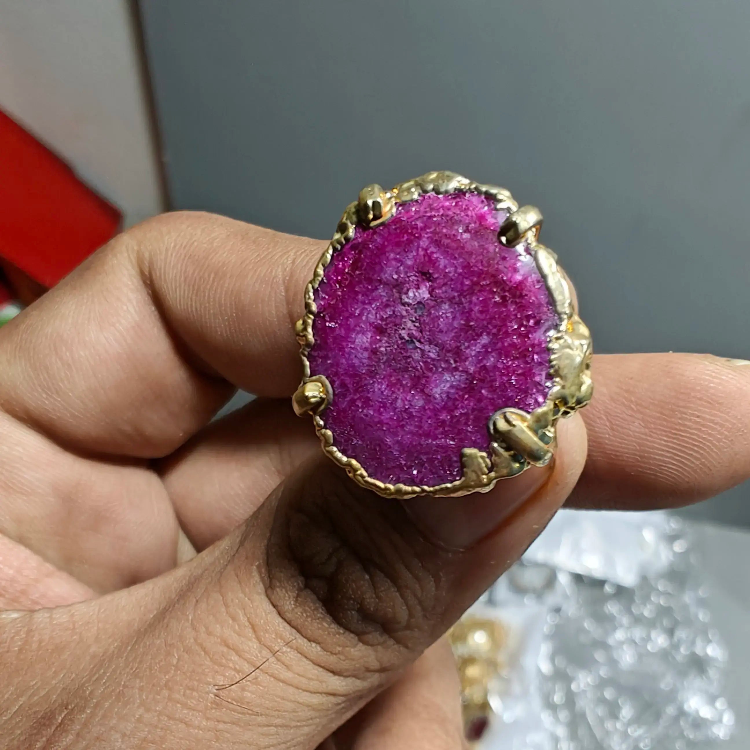 Unshaped Agate Stone Finger Ring- Dark Pink