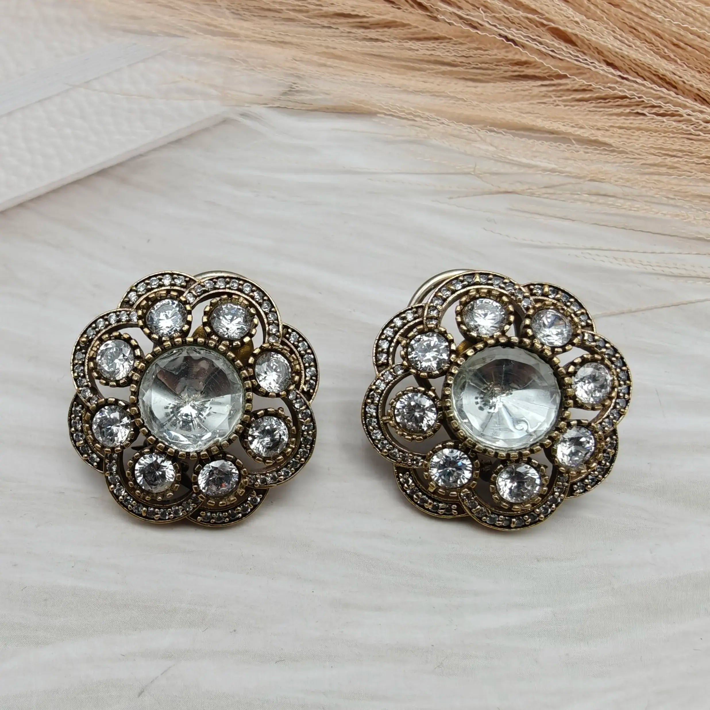 Niharika Uncut Polki Studs- Clear