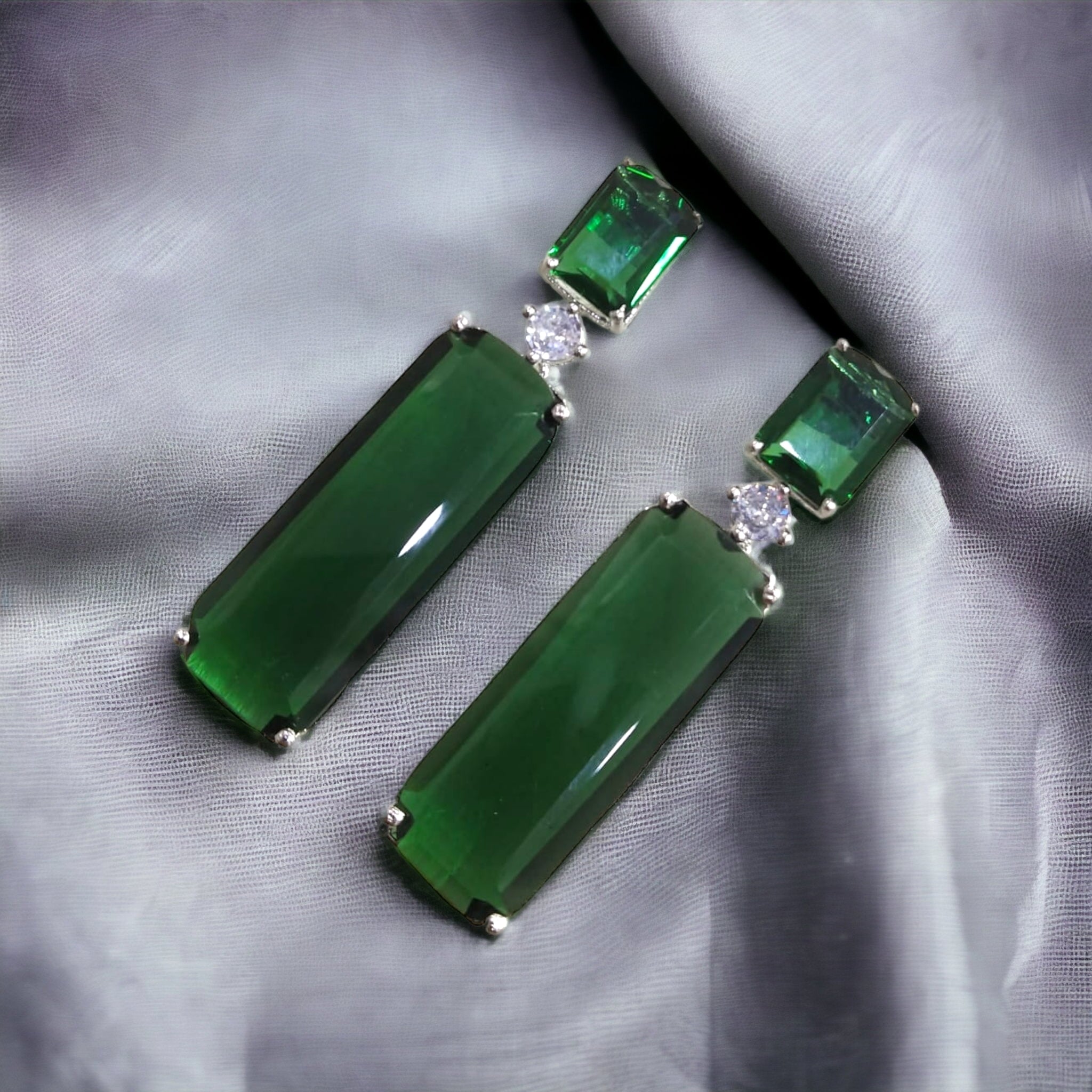 Miraya Doublet Dangler- Emerald