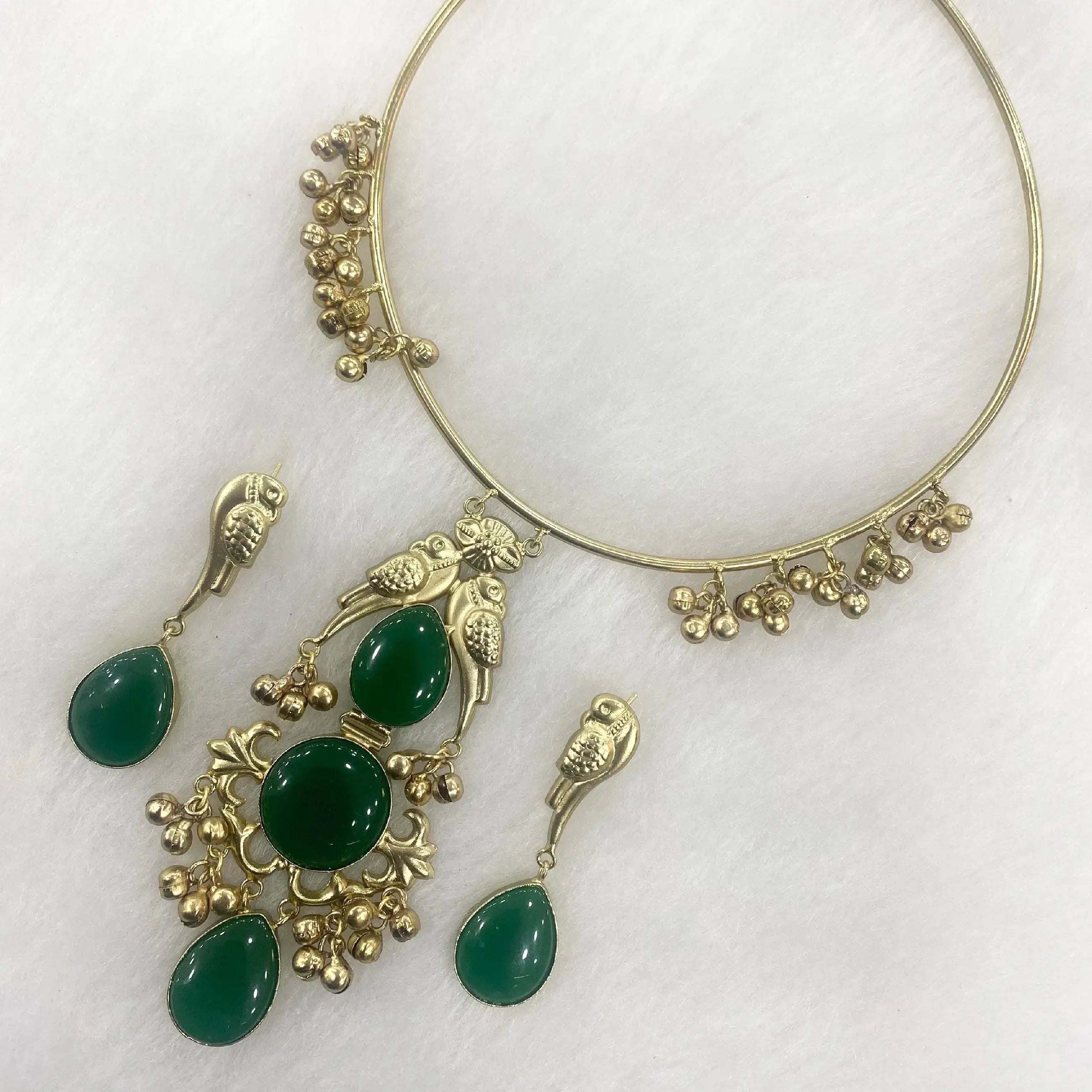 Vrinda Hasli Necklace Set - Green
