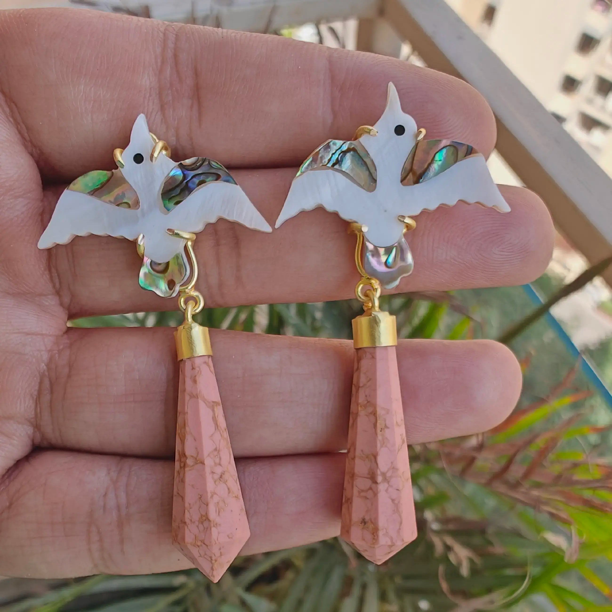 Shell Panchi Drop Marble Ceramic Earrings- Peach