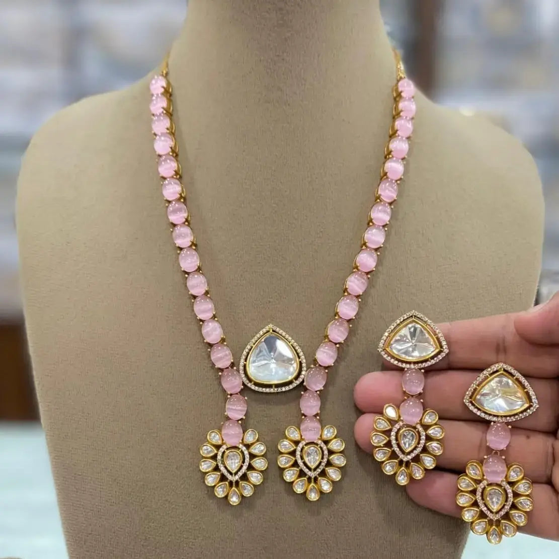 Mahima Uncut Moissanite Necklace Set - Pink