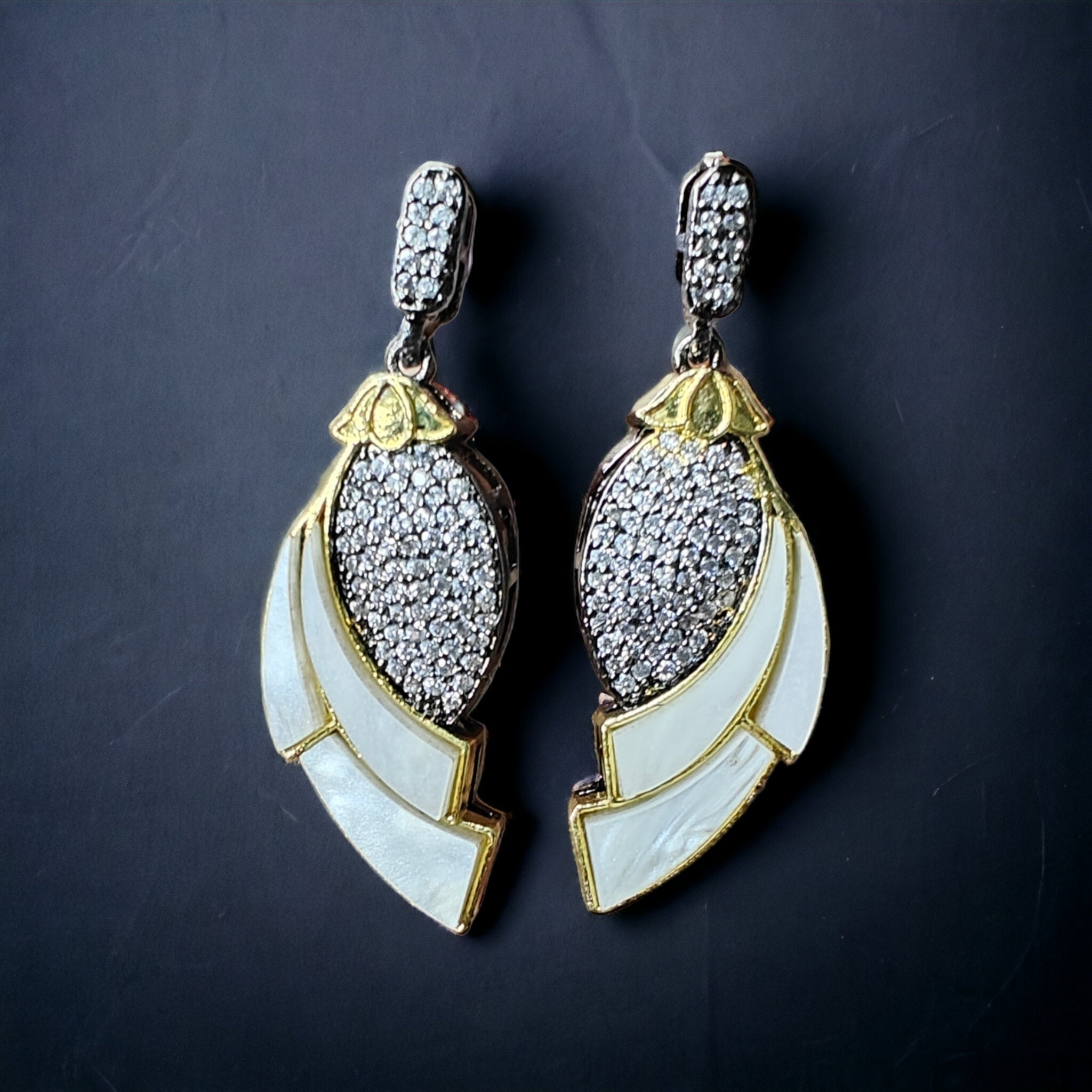 Mayuri Shell Stone Earrings