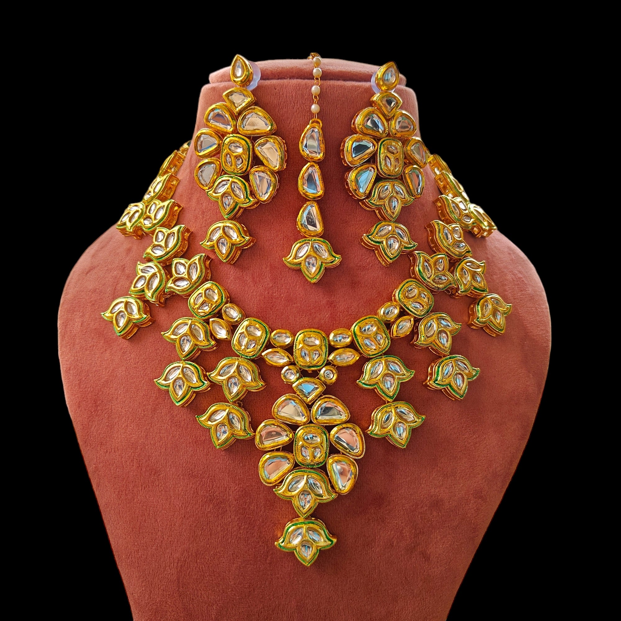 Lotus Kundan Necklace Set