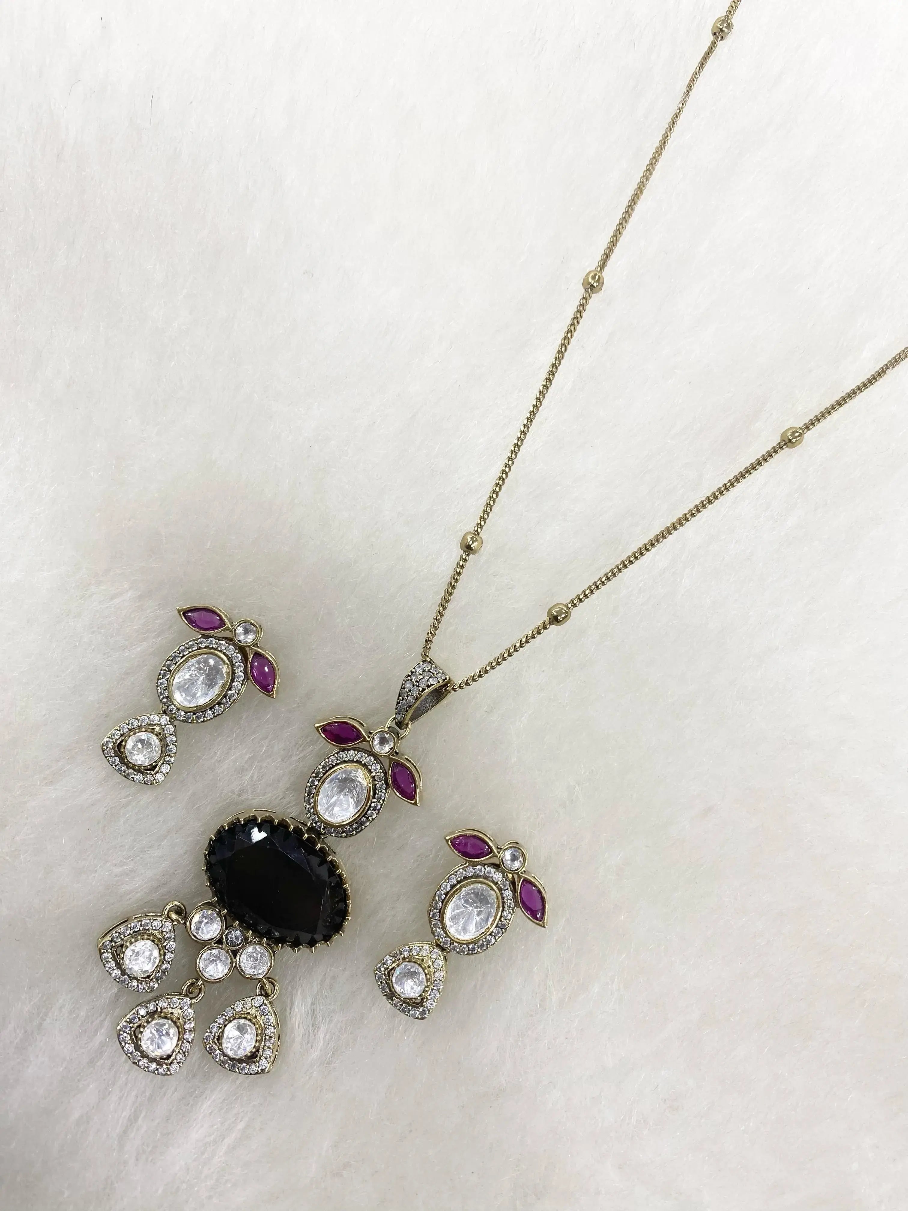 Sargun Doublet and Uncut Moissanite Pendant Set - Black