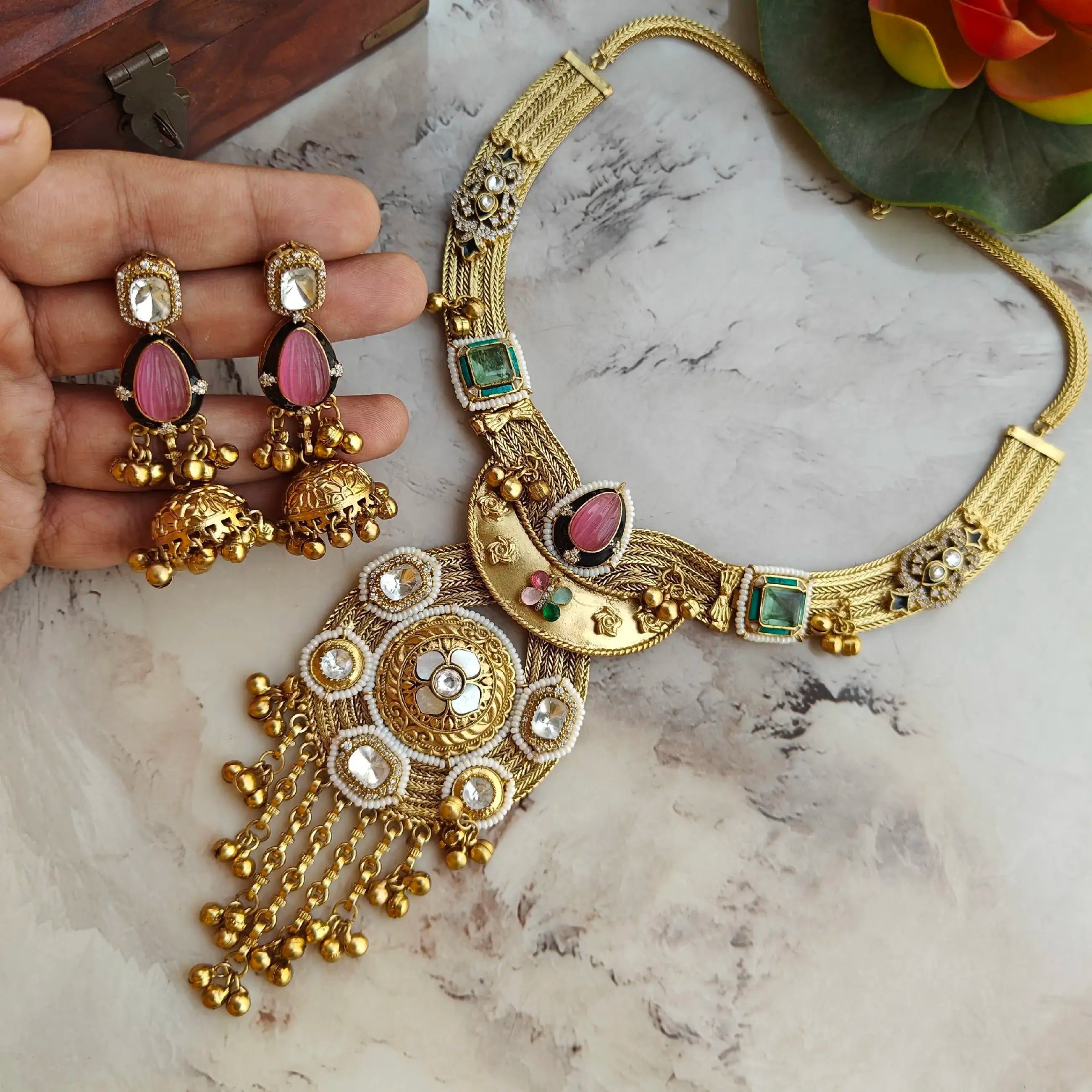 Veda Amrapali Brass Fusion Necklace Set