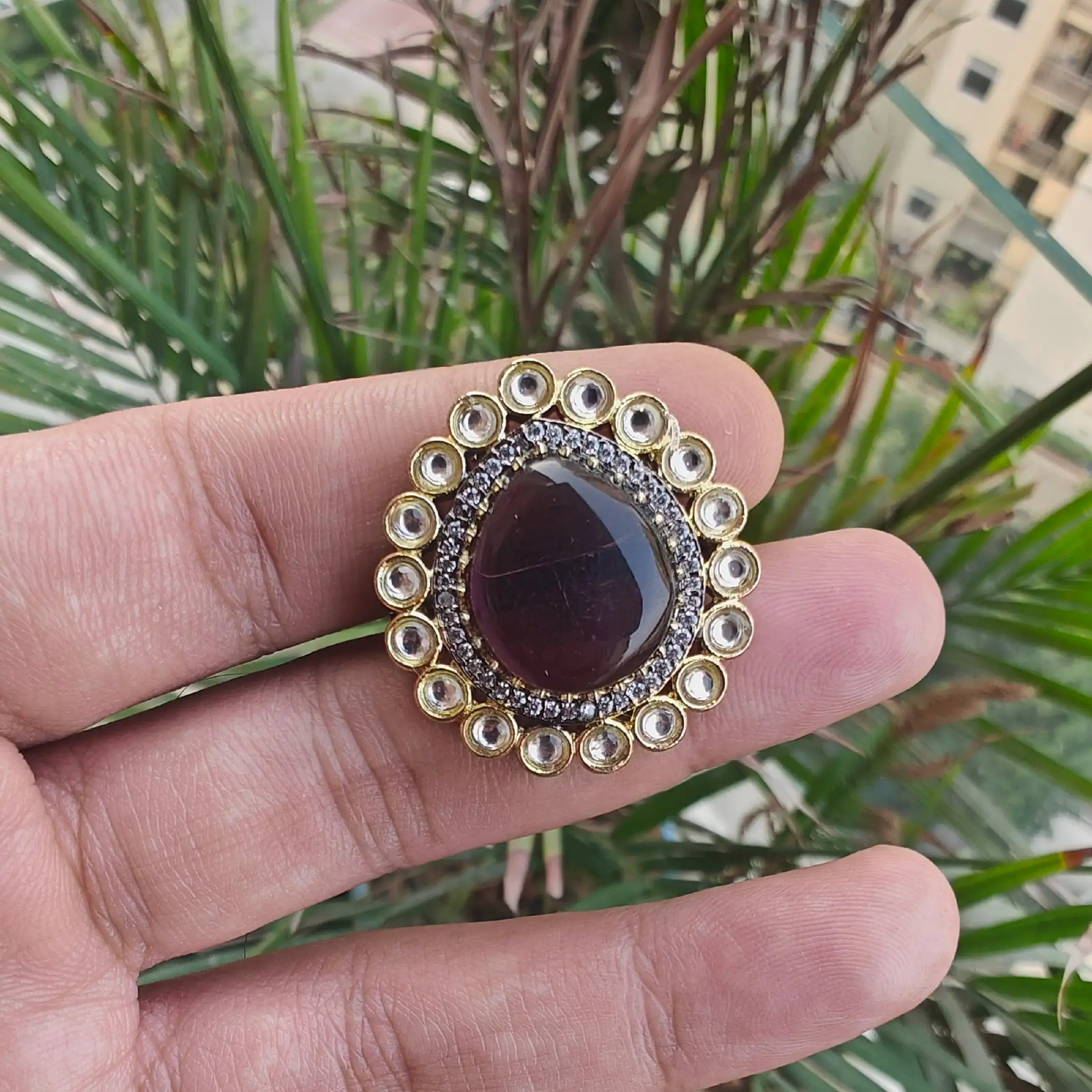 Mrinal Monalisa Adjustable Finger Ring- Wine