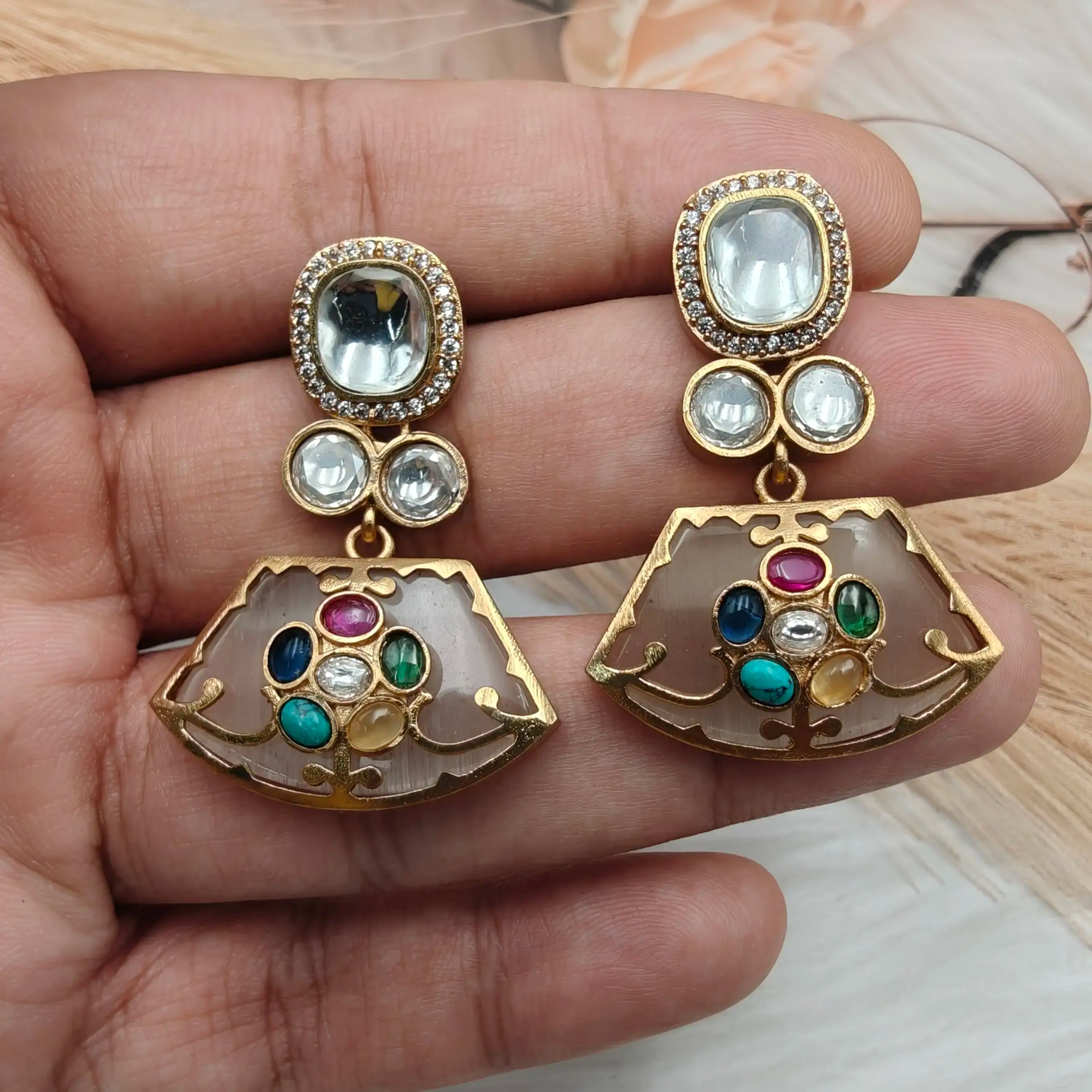 Taniya Holdali Earrings - Multi White