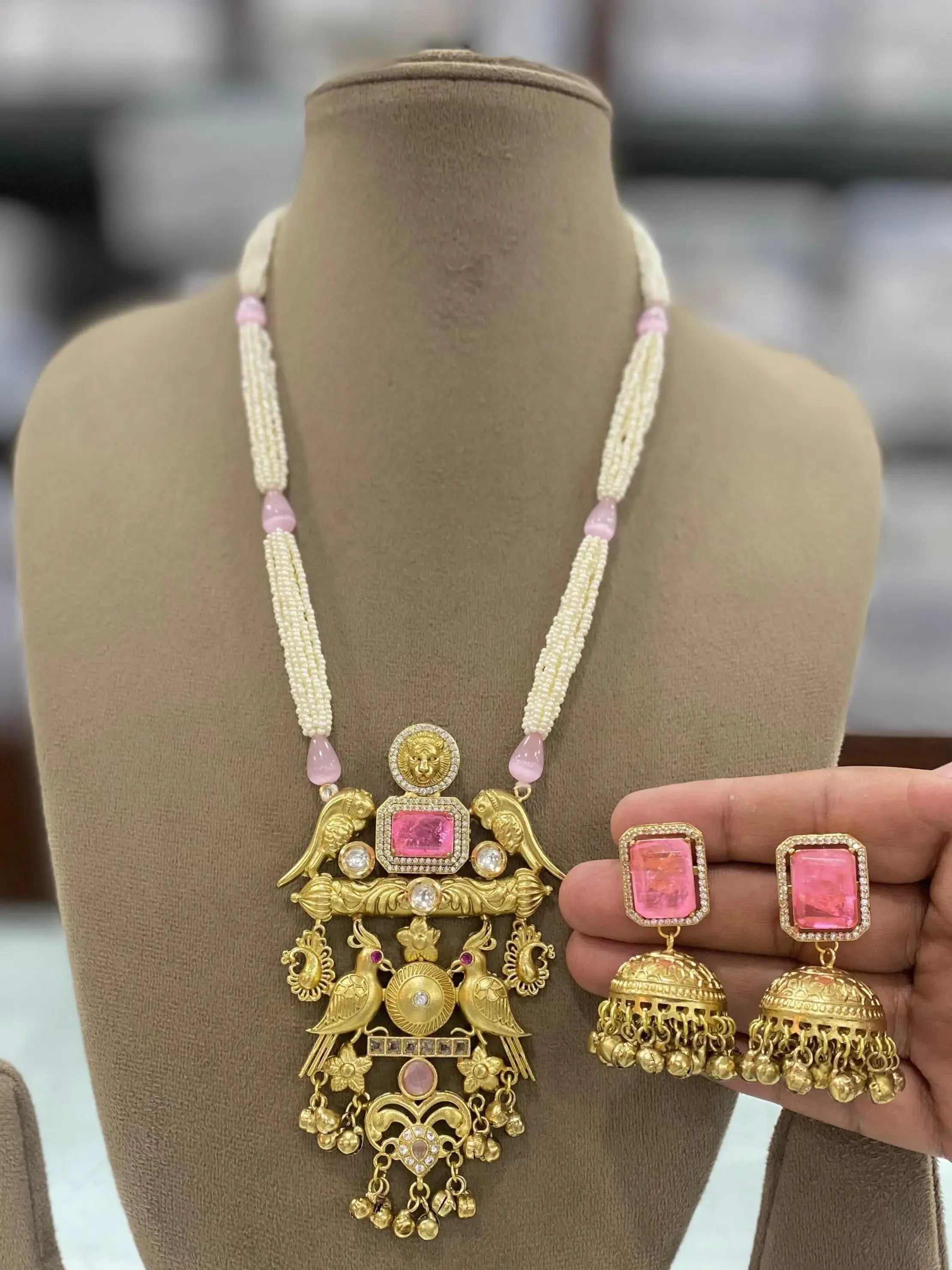 Vanmayi Bagh Amrapali Brass Fusion Doublet Necklace Set - Pink