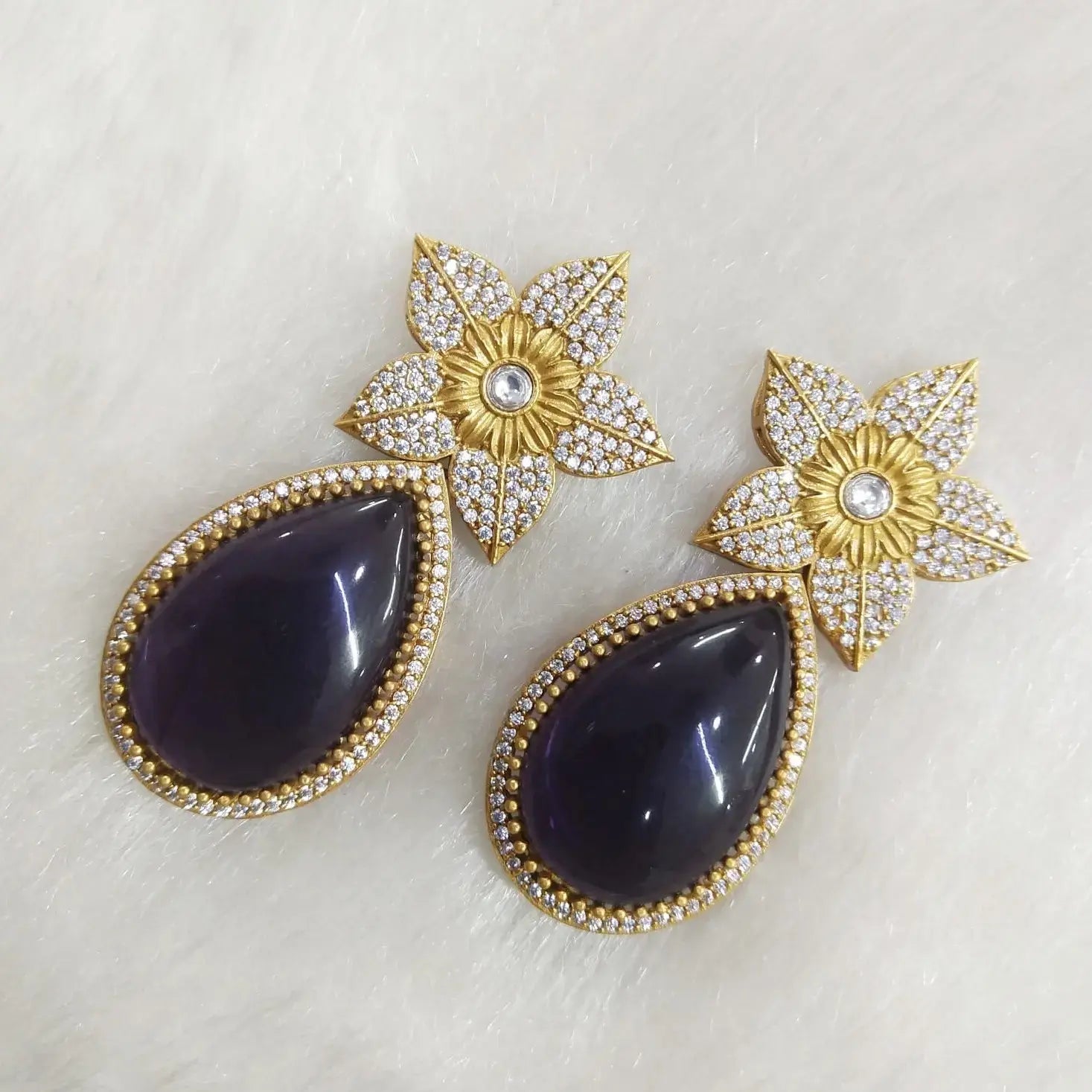 Flower Monalisa Earrings- Wine