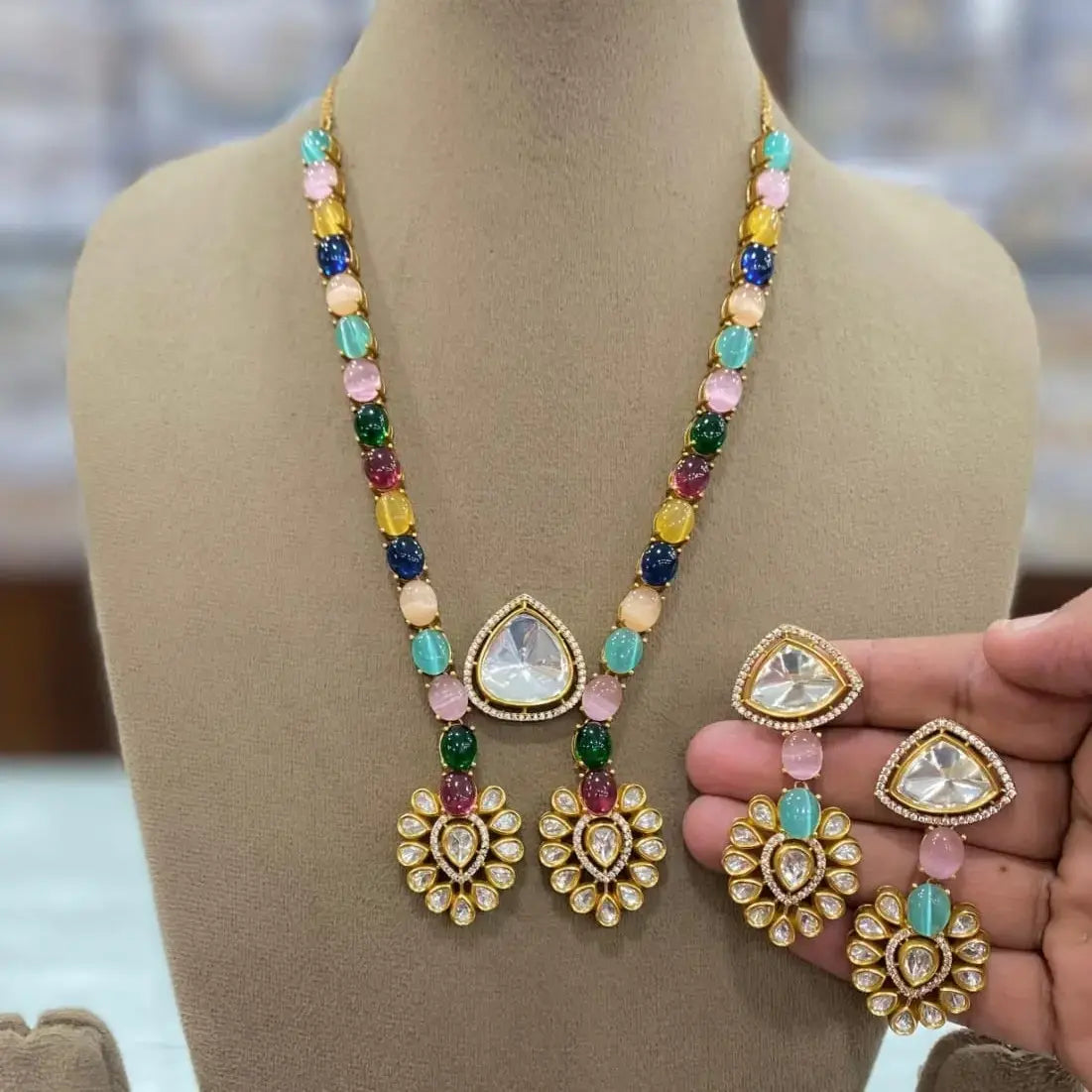 Mahima Uncut Moissanite Necklace Set - Multi