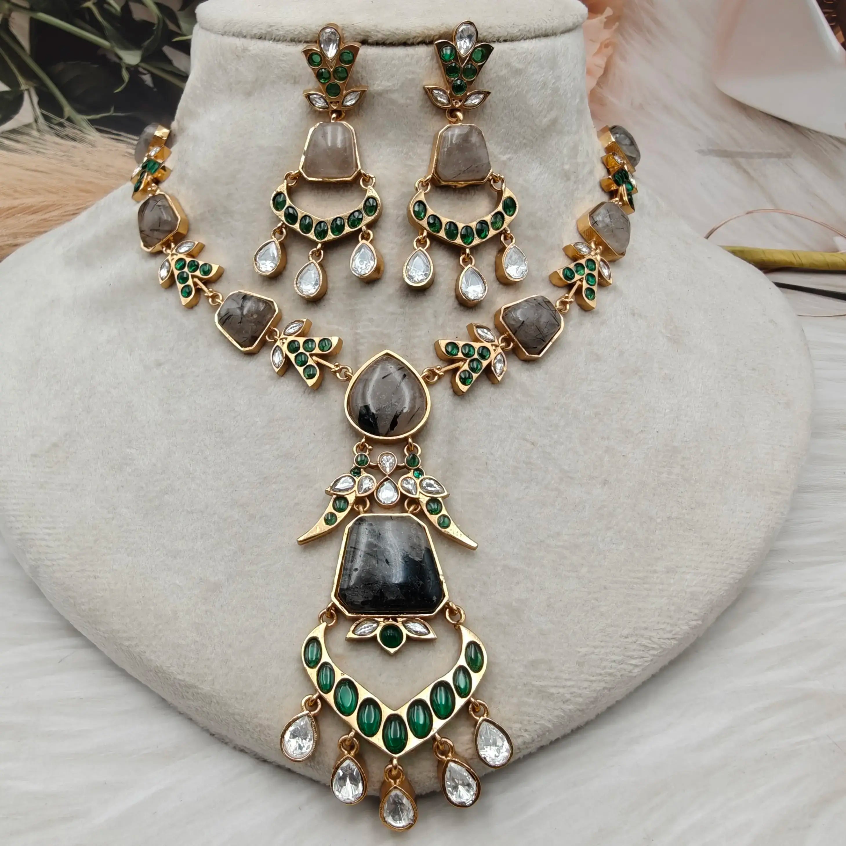 Rudra Roop Necklace Set - Grey n Green