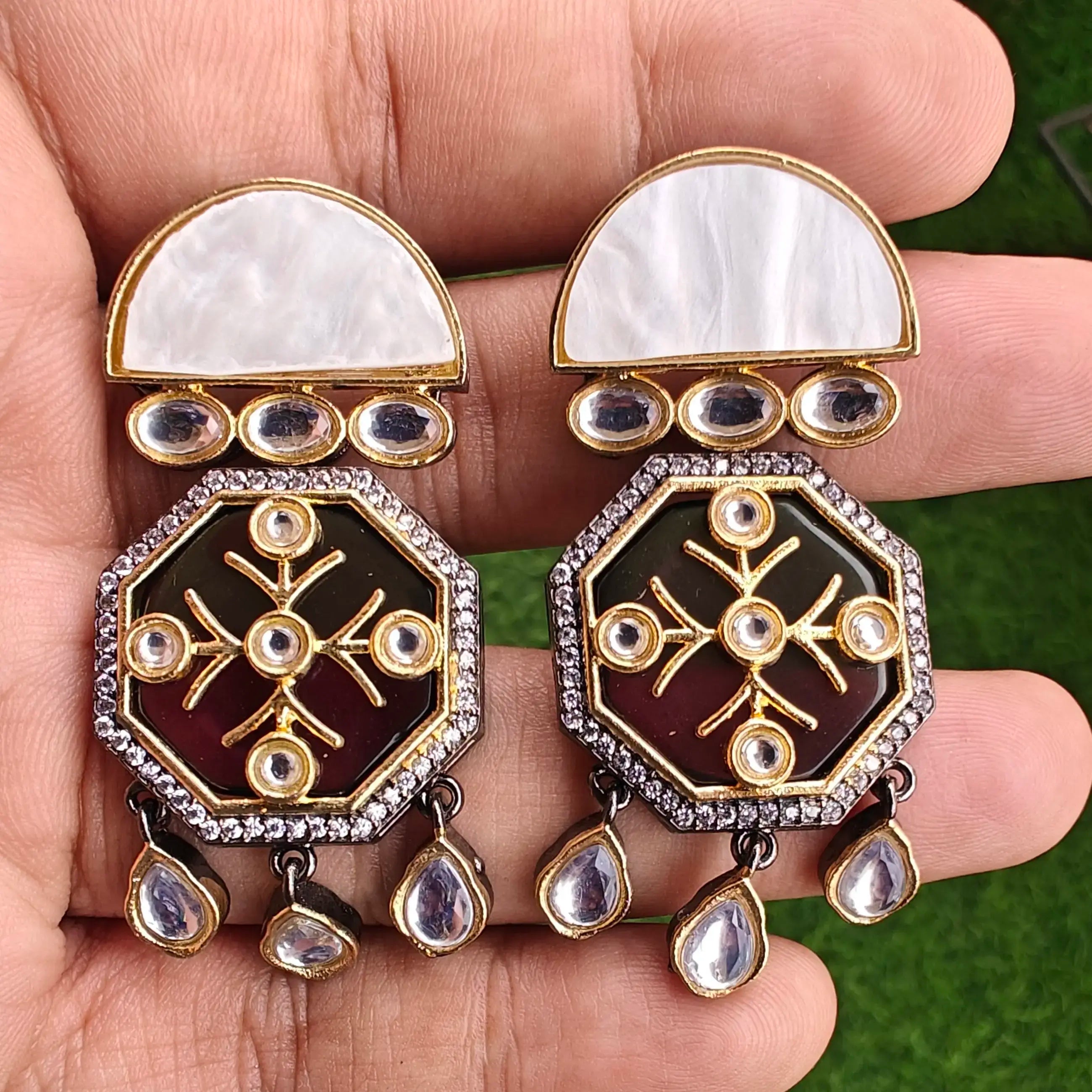 Shell Stone Fusion Saima Earrings- Wine