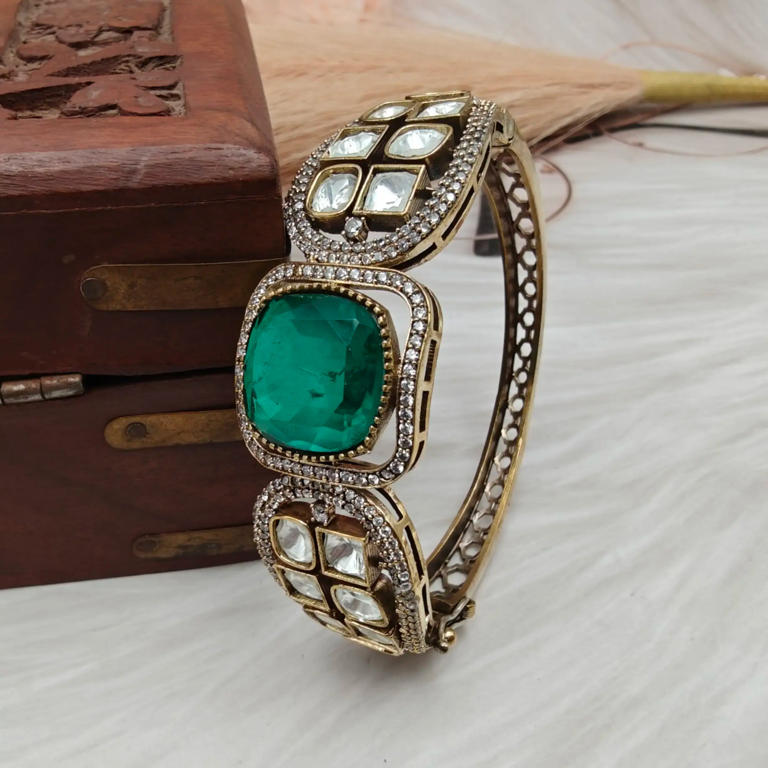 Vanshika Doublet Bracelet - Emerald Green