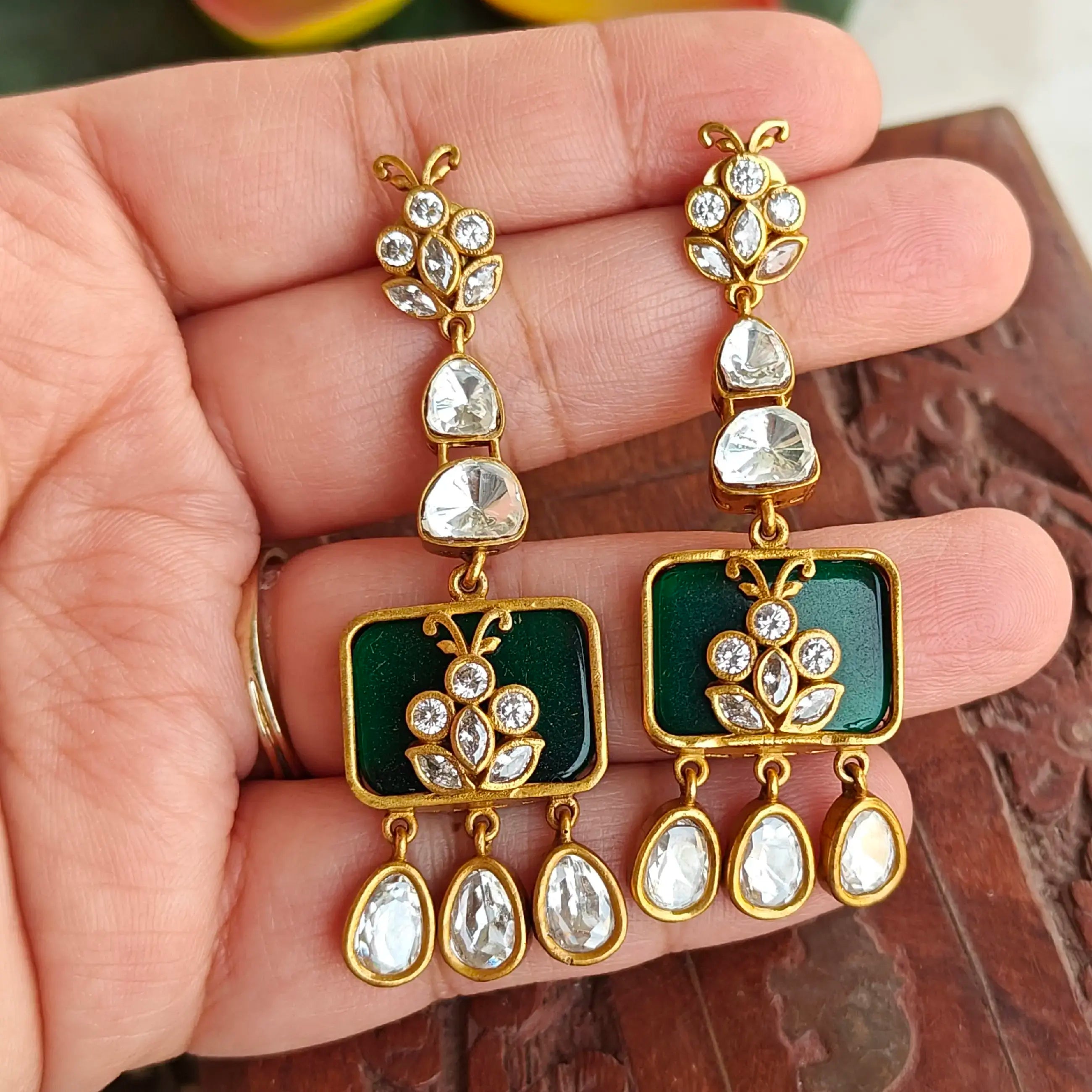 Mitva Holdali Pota Stone Uncut Polki Moissanite Earrings - Green