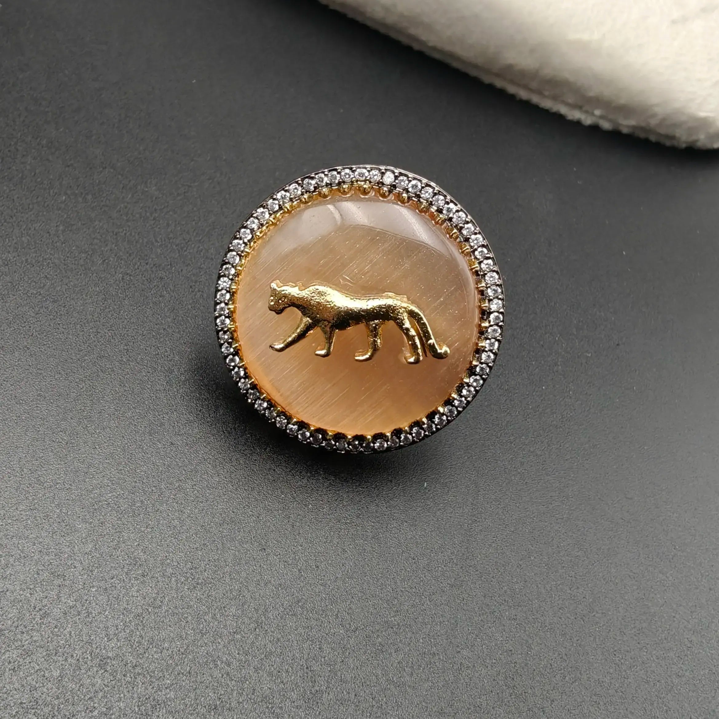 Sabyasachi Jaguar Monalisa Ring- Peach
